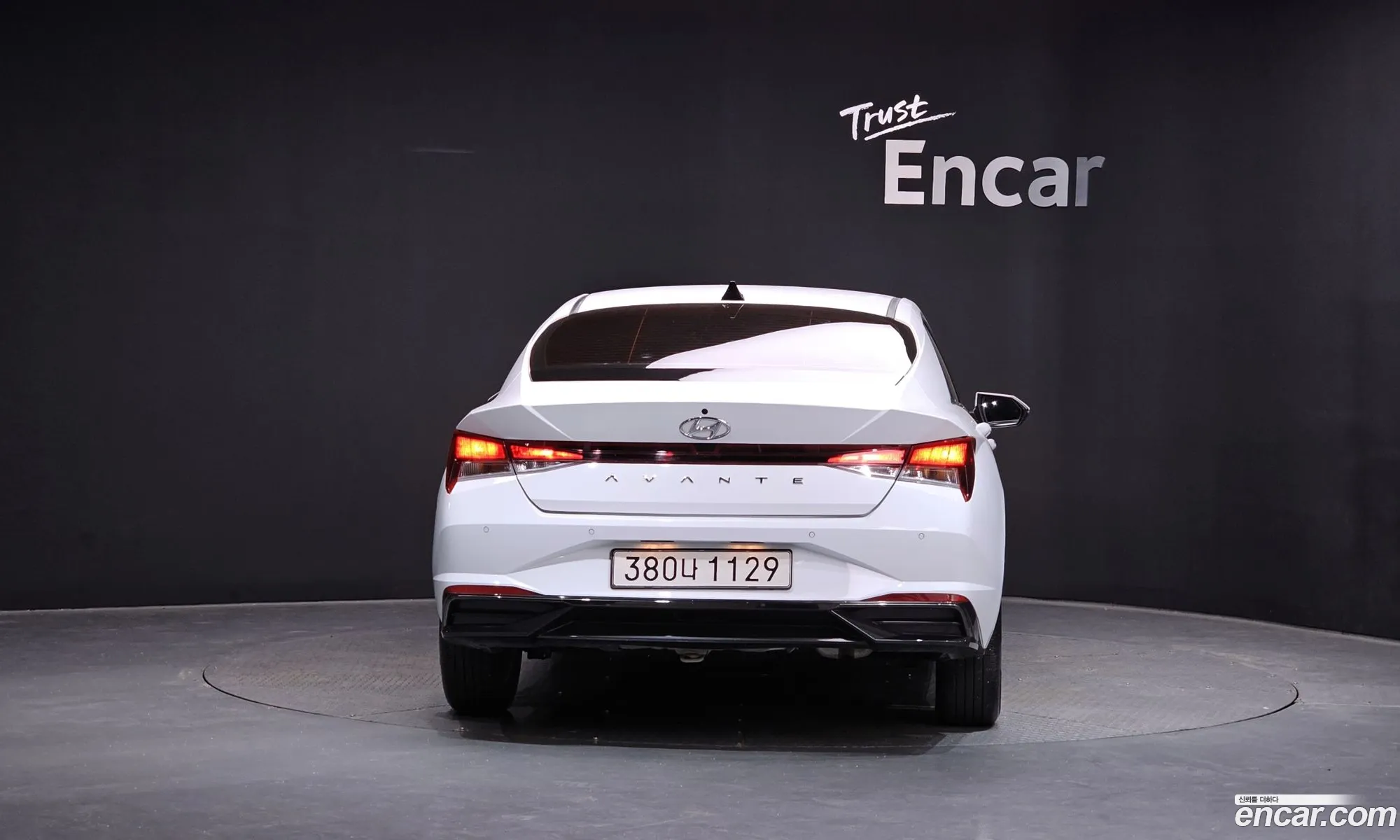 Hyundai Elantra 2021 — 5