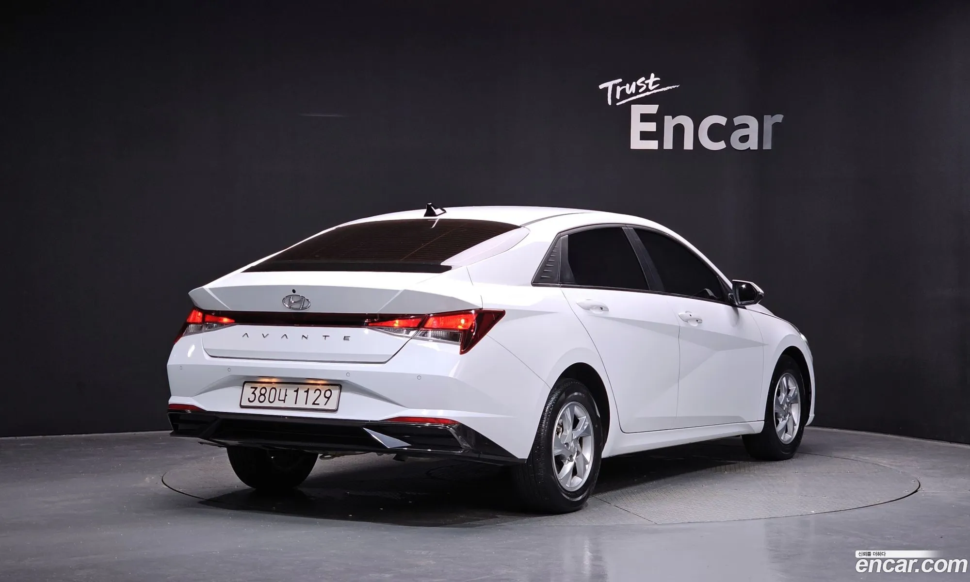 Hyundai Elantra 2021 — 8