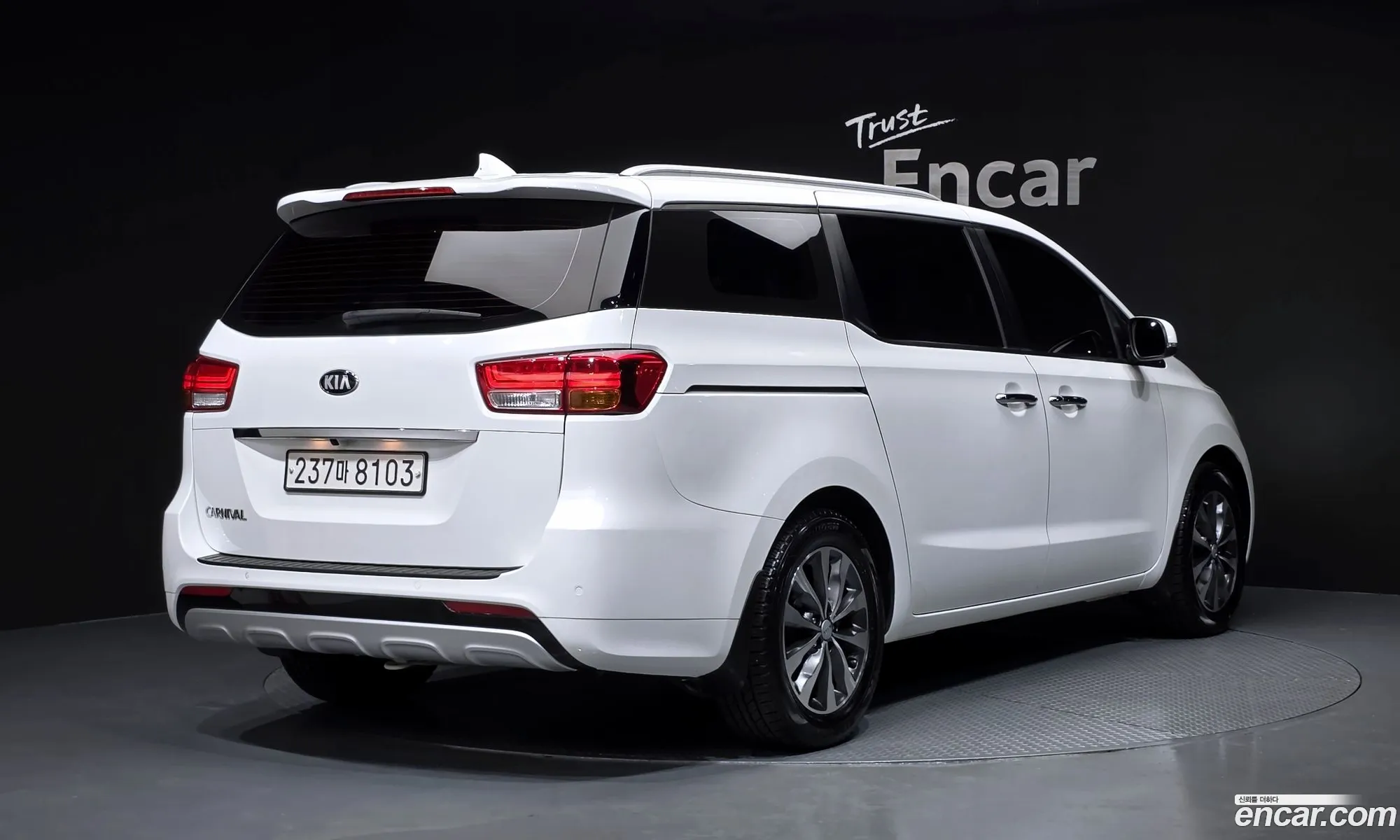 Kia Carnival 2018 KNAMB81ABJS428494 — 22