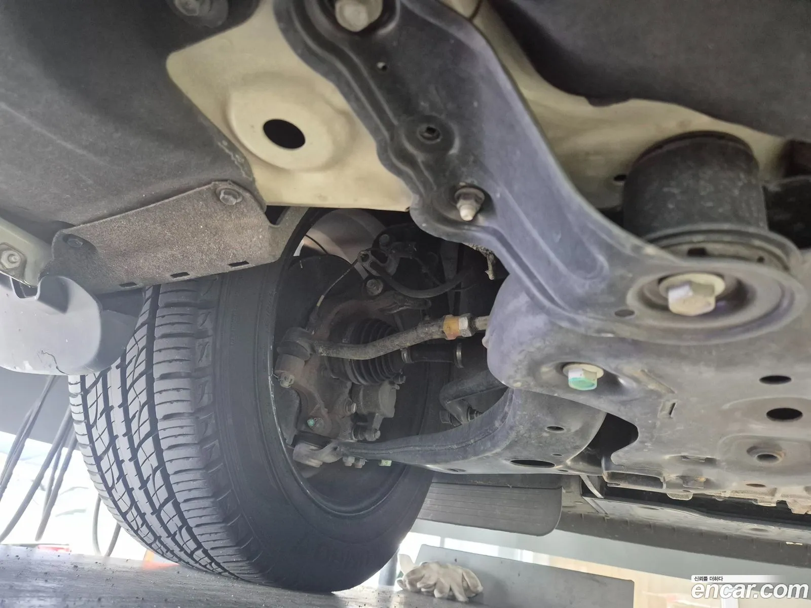 Kia Carnival 2018 KNAMB81ABJS428494 — 11