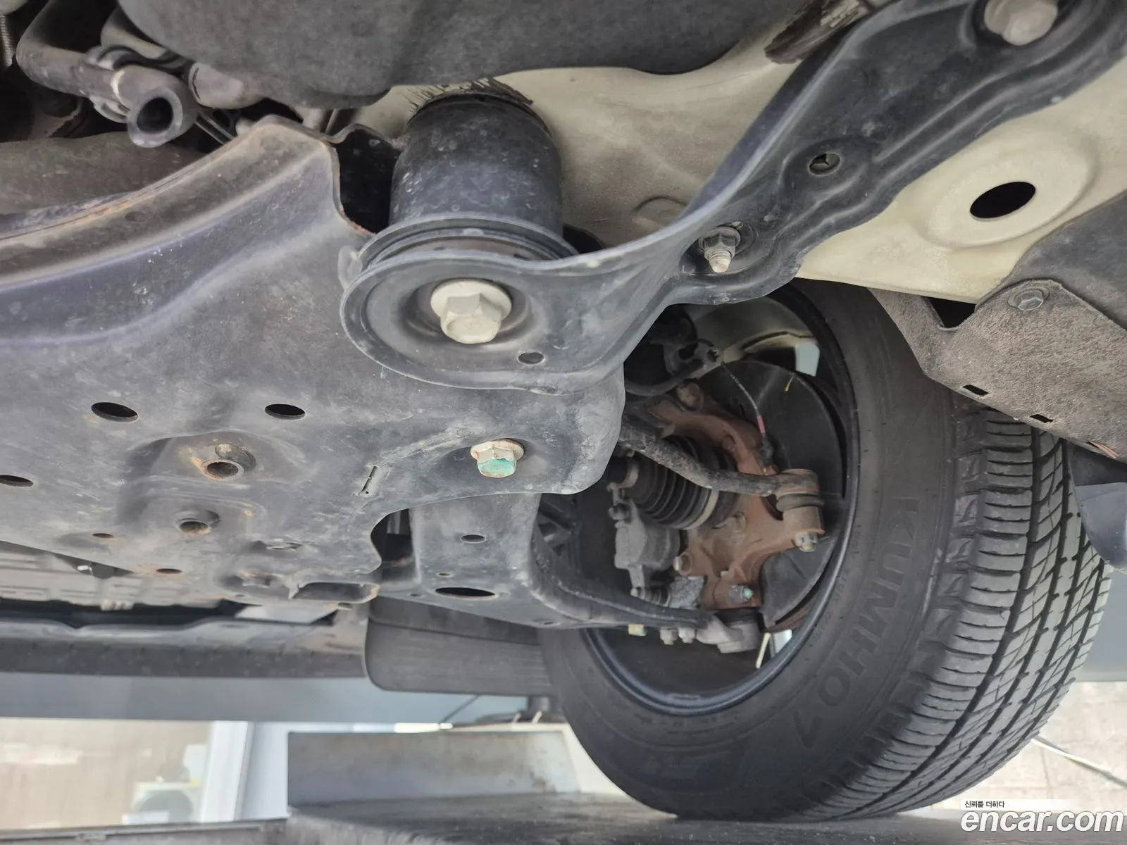 Kia Carnival 2018 KNAMB81ABJS428494 — 27
