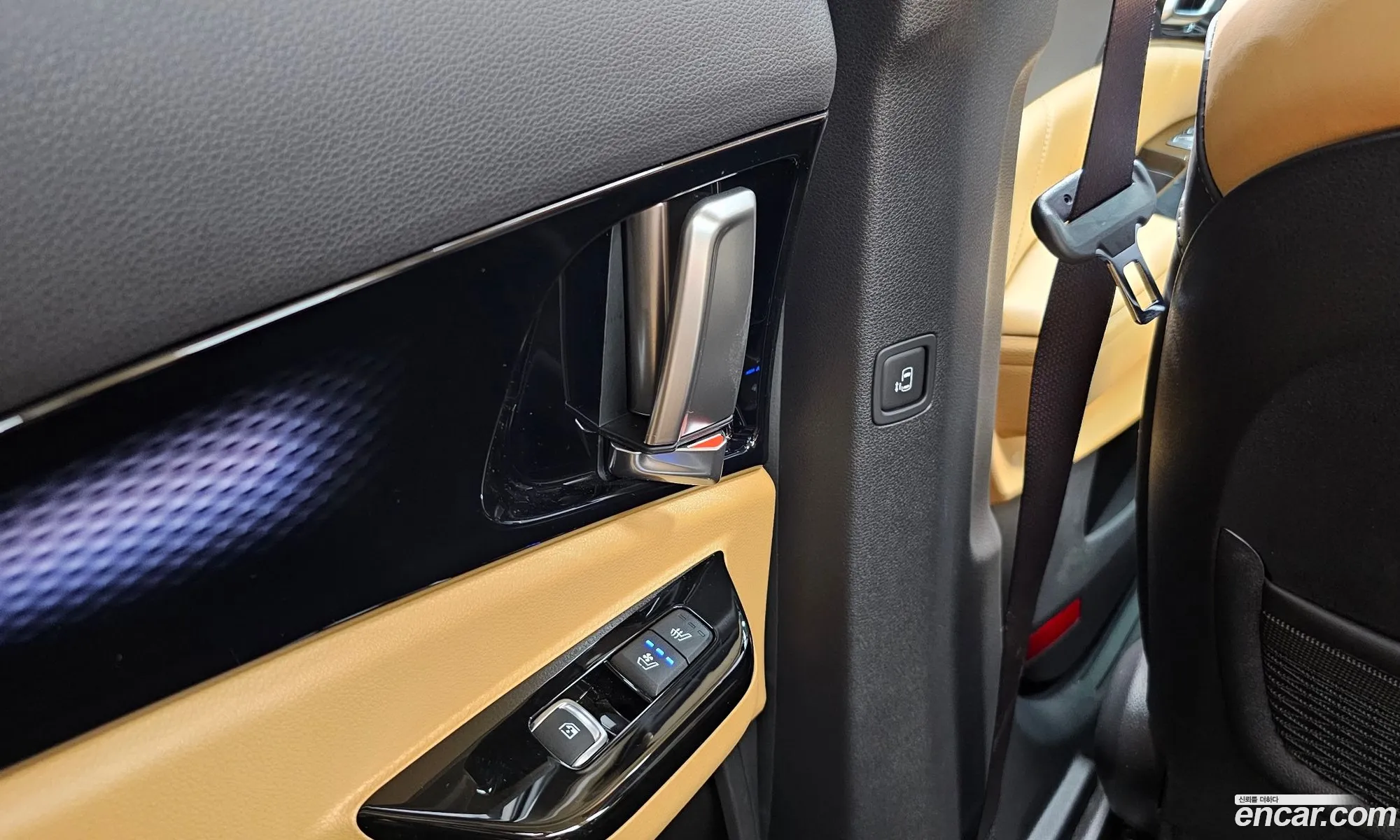 Kia Carnival 2022 — 4
