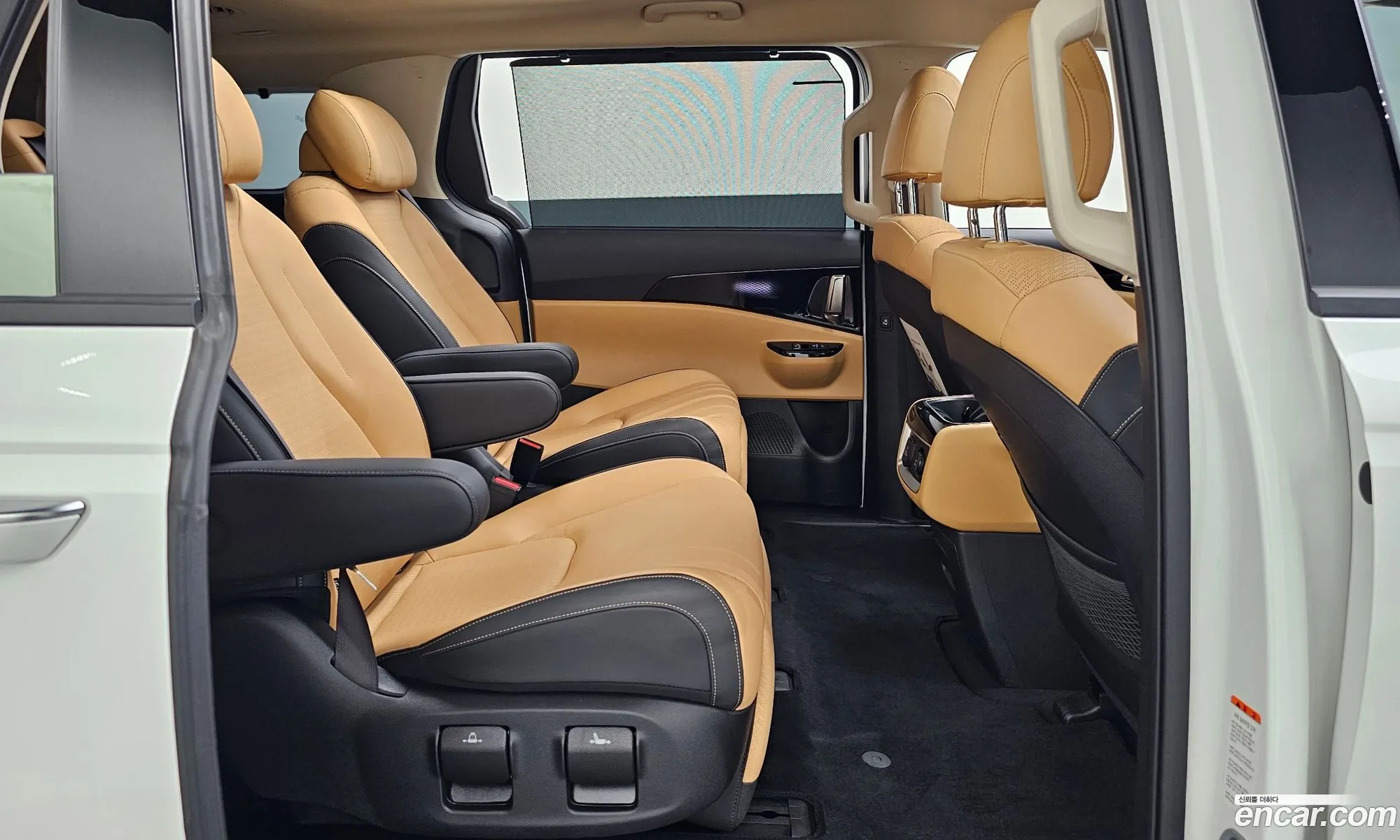 Kia Carnival 2022 — 20