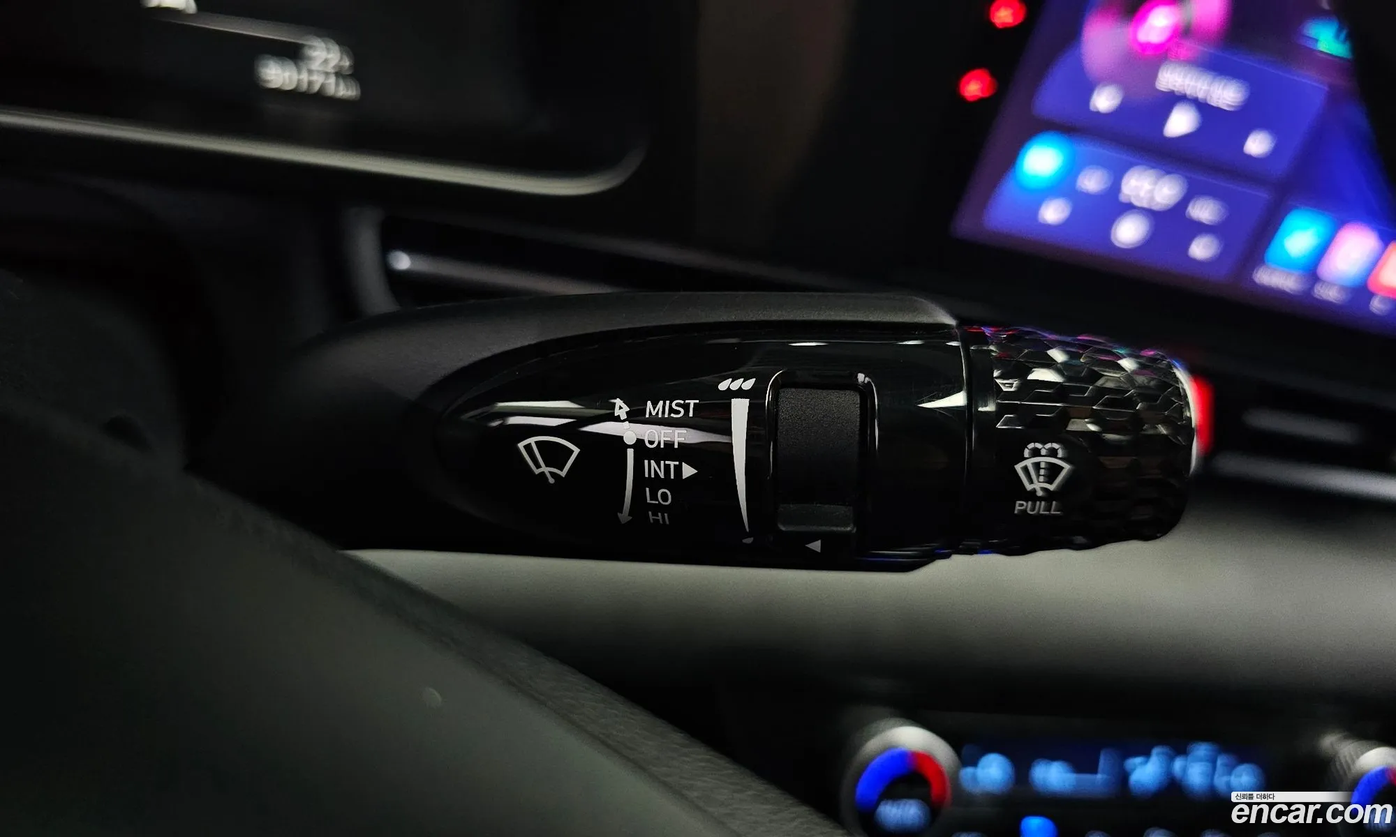 Hyundai Elantra Hybrid 2023 — 16