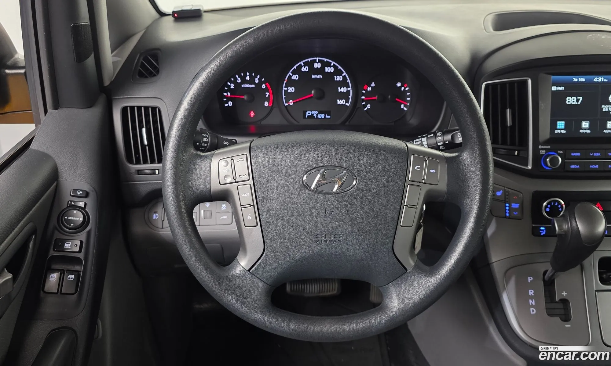 Hyundai Grand Starex 2020 — 19