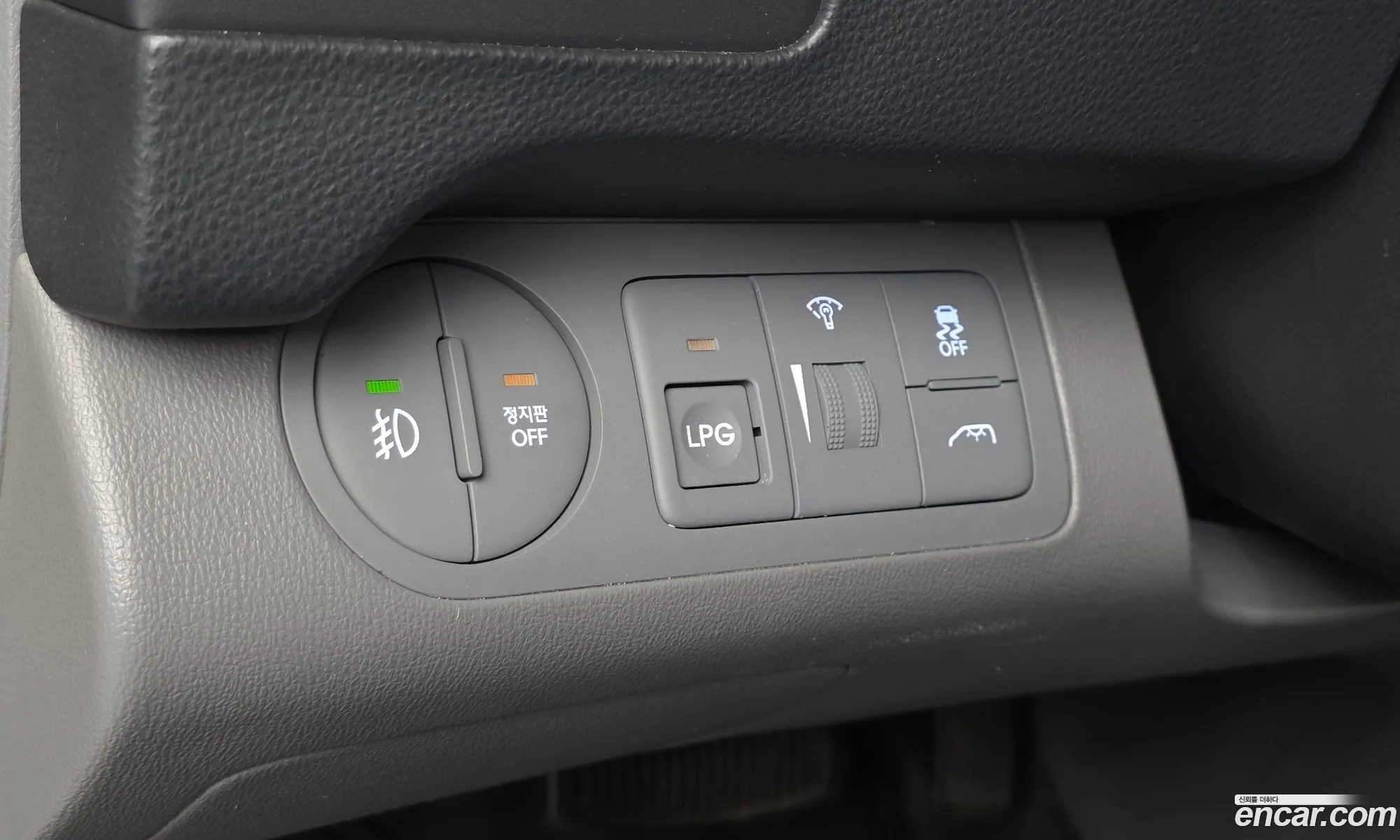 Hyundai Grand Starex 2020 — 21