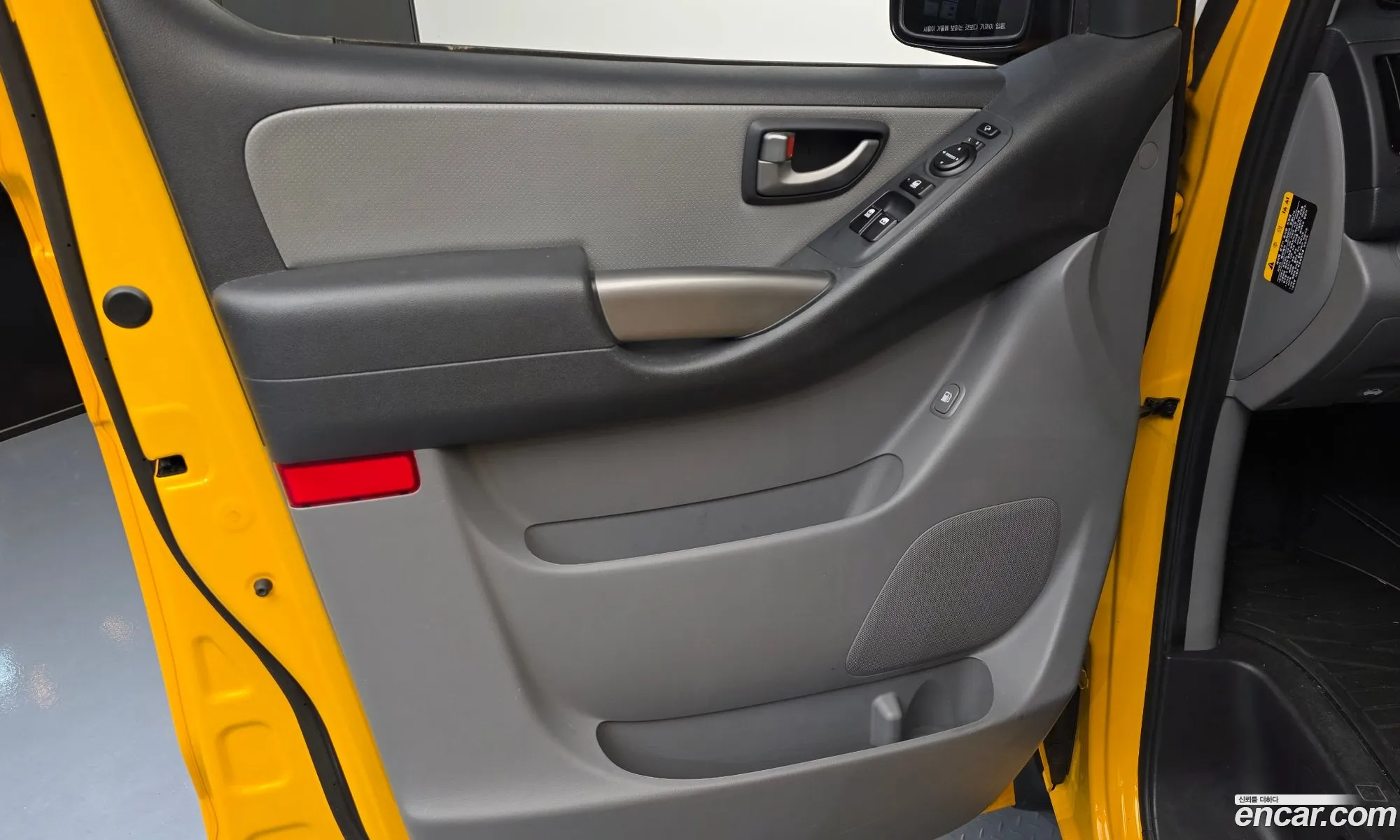Hyundai Grand Starex 2020 — 24