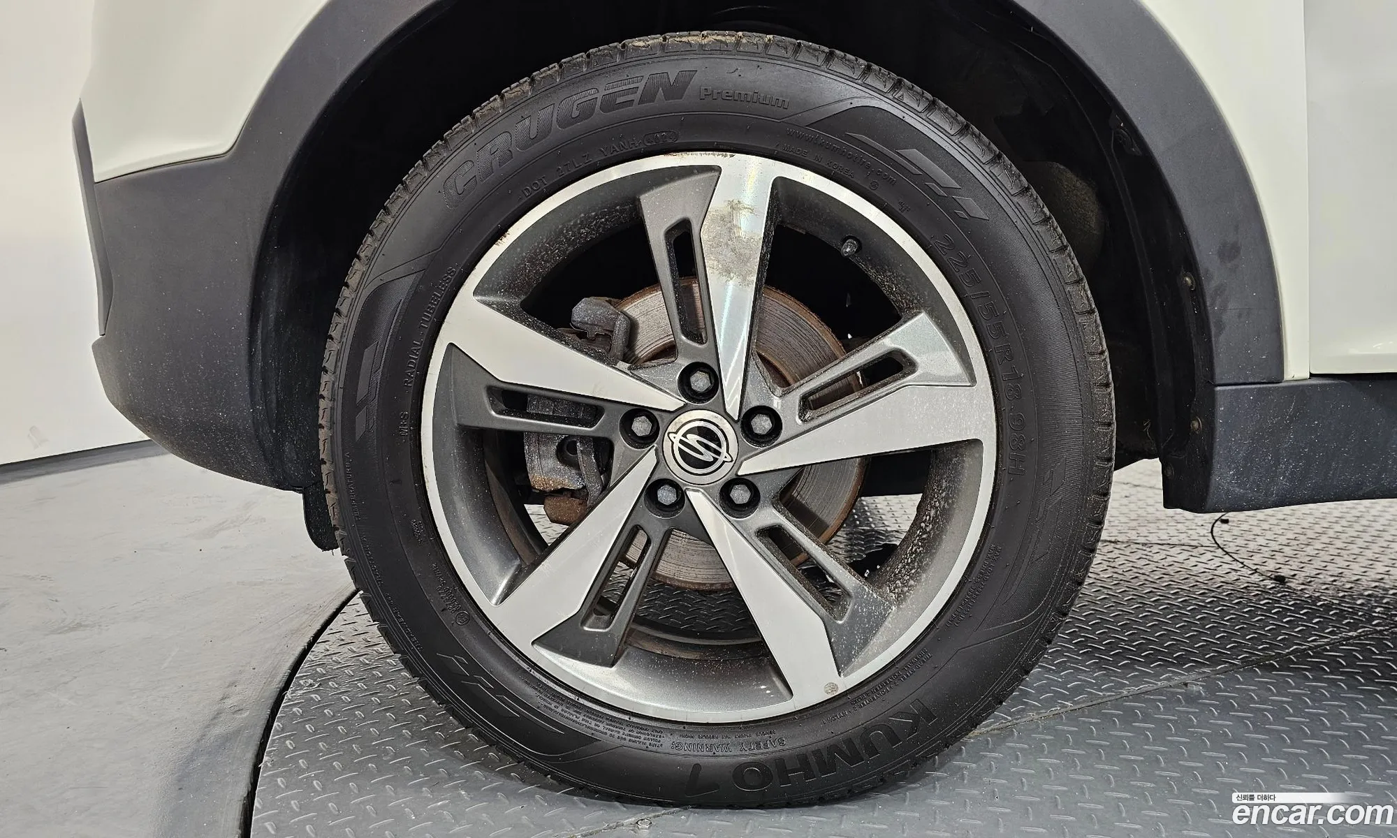 KG Mobility (SsangYong) Style Korando C 2017 — 9