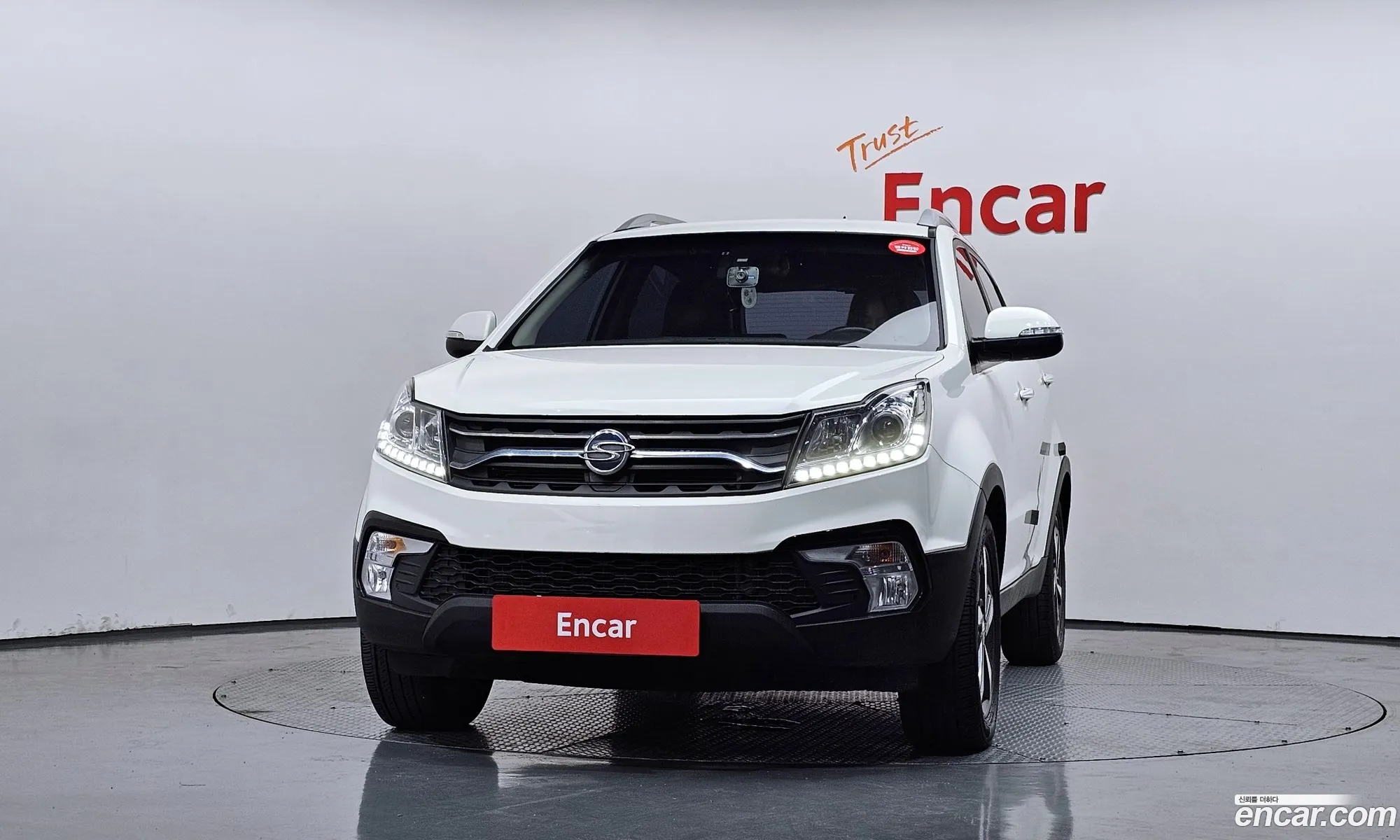 KG Mobility (SsangYong) Style Korando C 2017 — 19