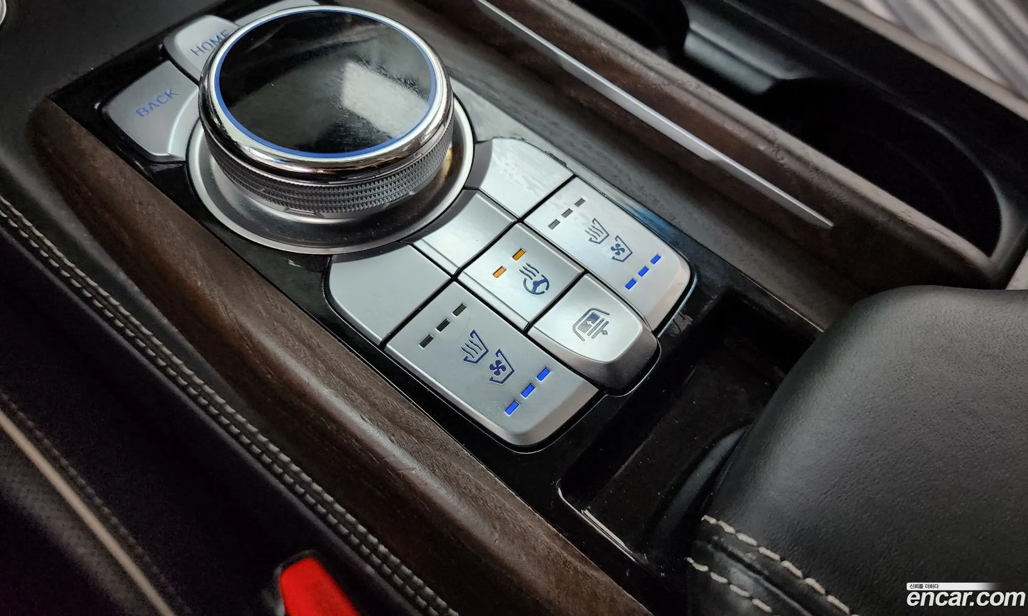 Genesis G90 2019 KMHG541HDKU070055 — 31
