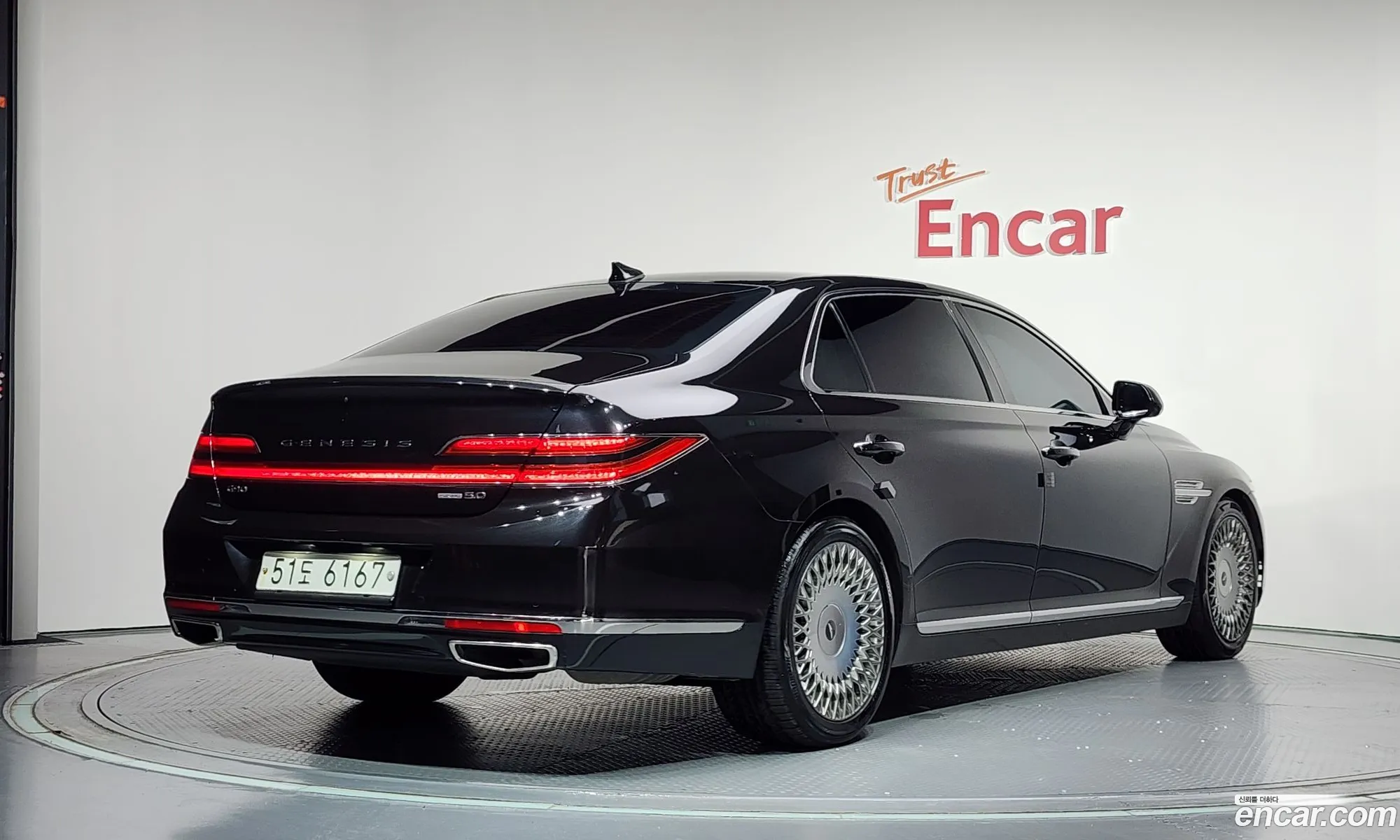Genesis G90 2019 KMHG541HDKU070055 — 33