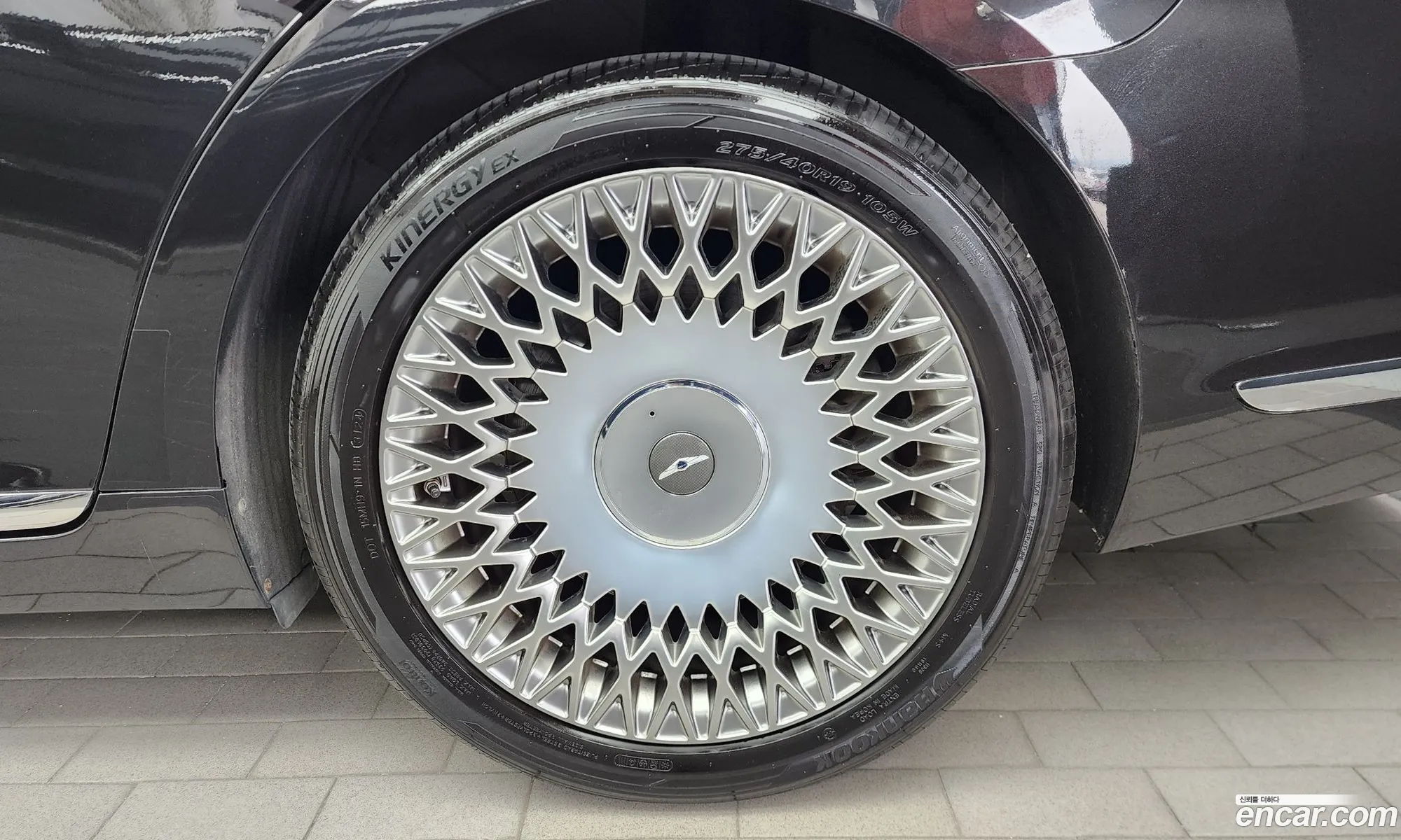 Genesis G90 2019 KMHG541HDKU070055 — 28