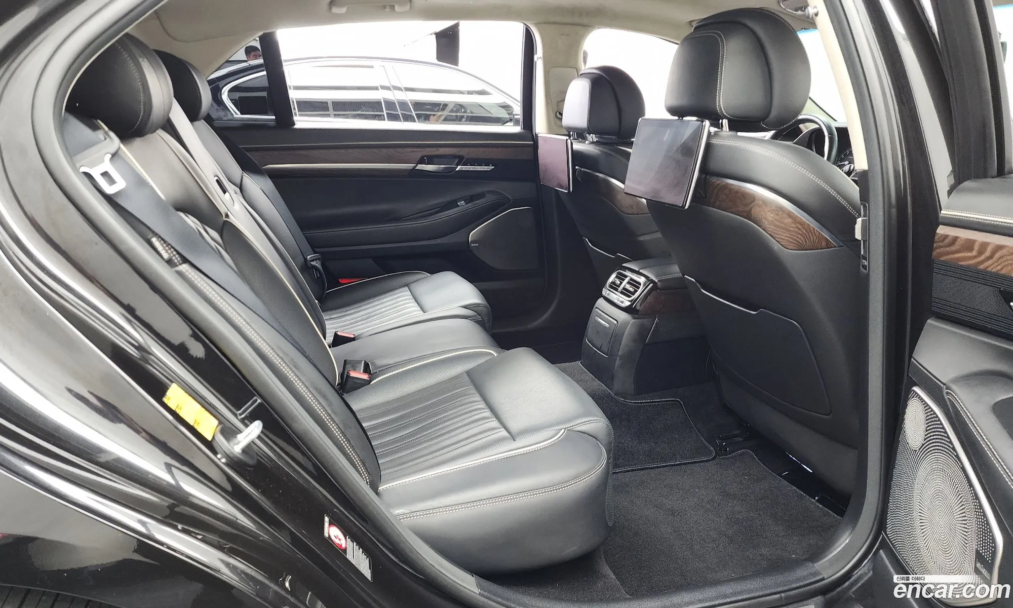 Genesis G90 2019 KMHG541HDKU070055 — 19