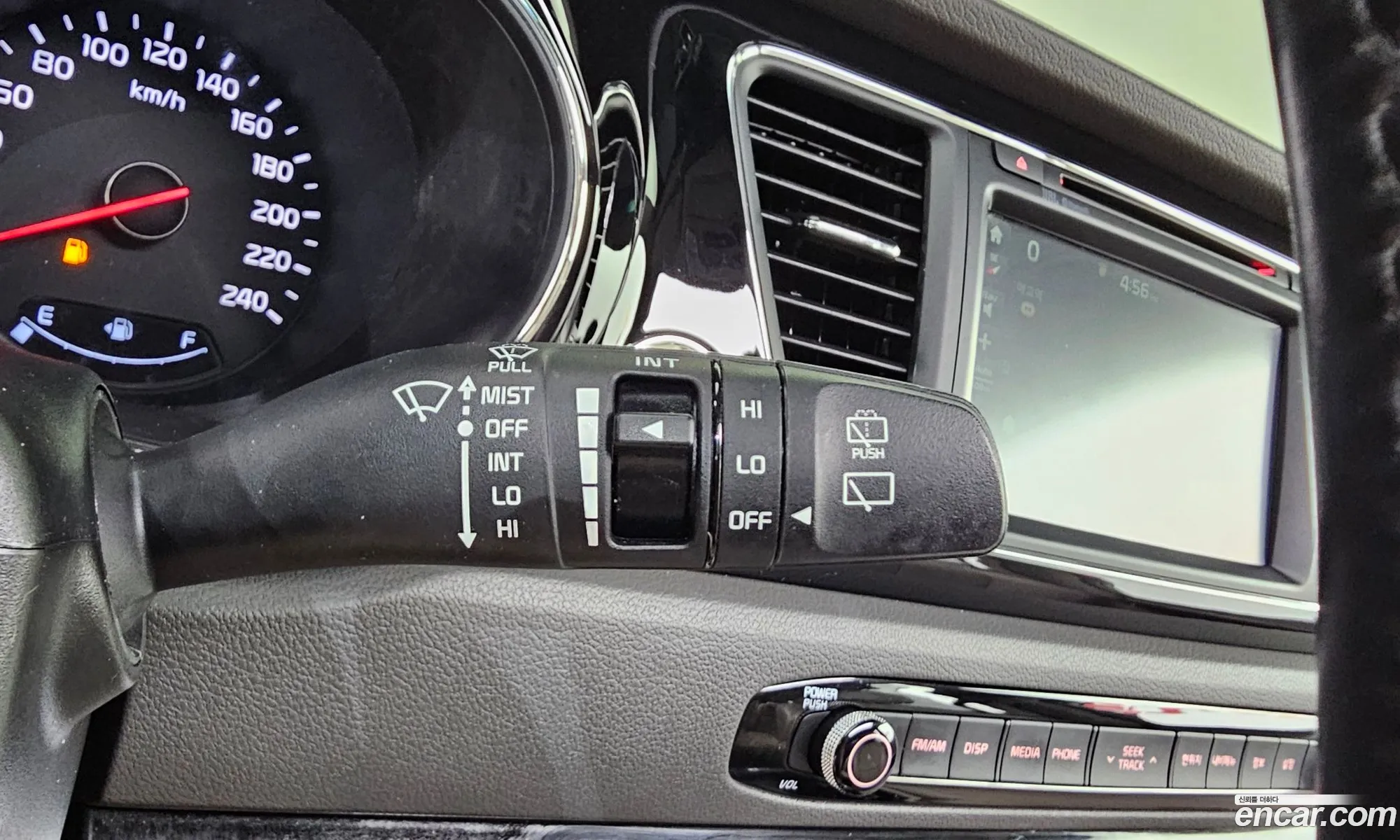 Kia Carnival 2017 KNAME81ABJS403753 — 8