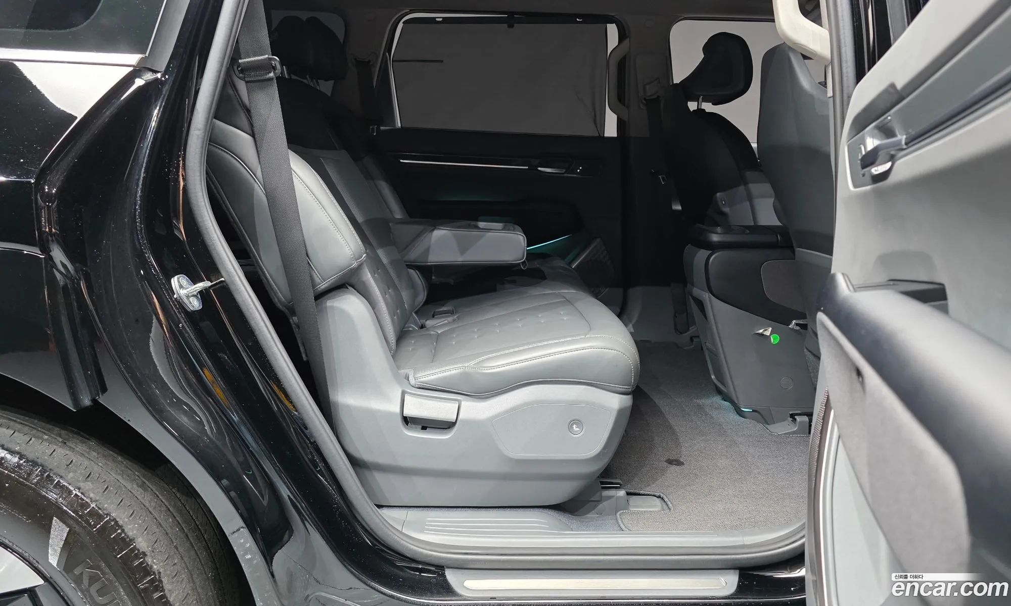 Kia EV9 2023 KNAAF815PRS004530 — 7