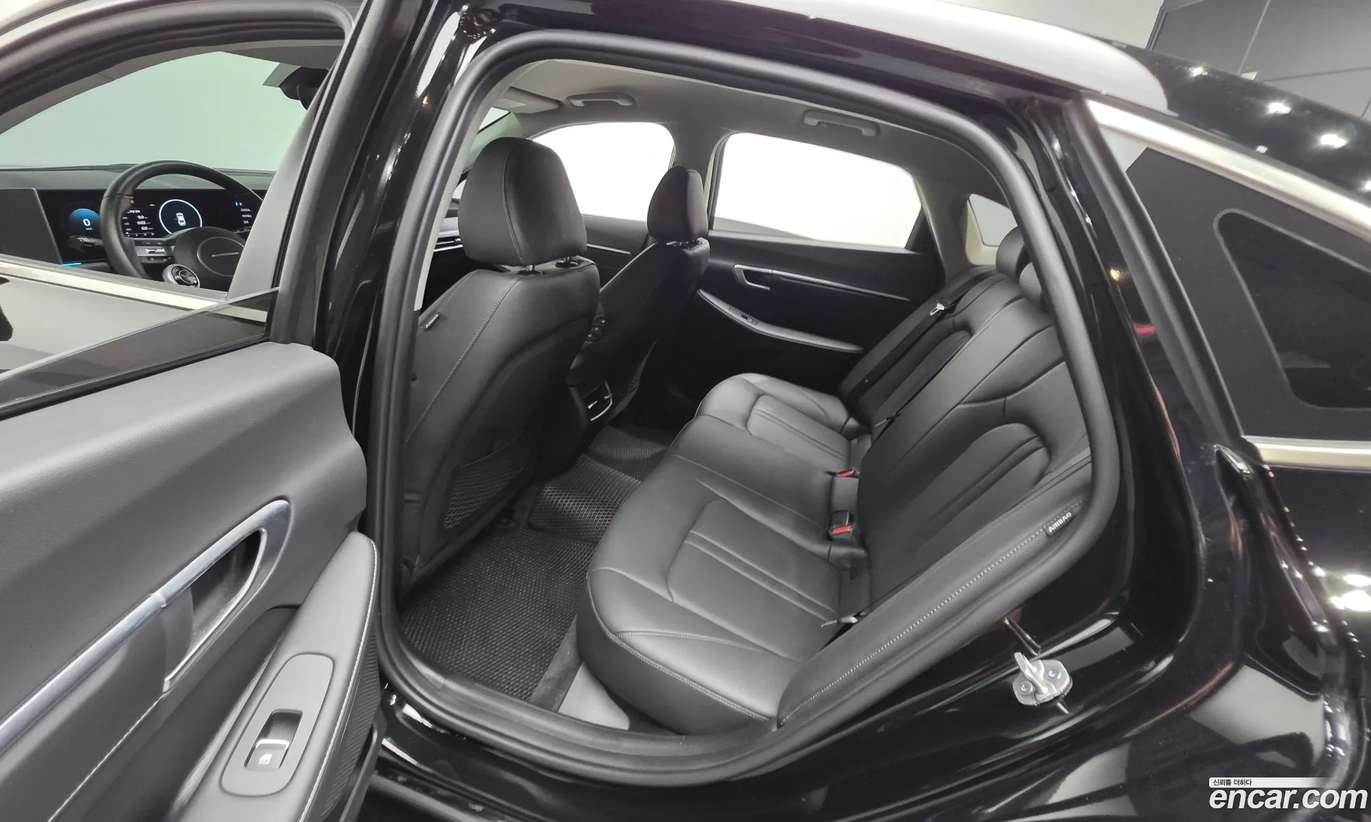 Hyundai Sonata the Edge 2023 — 2