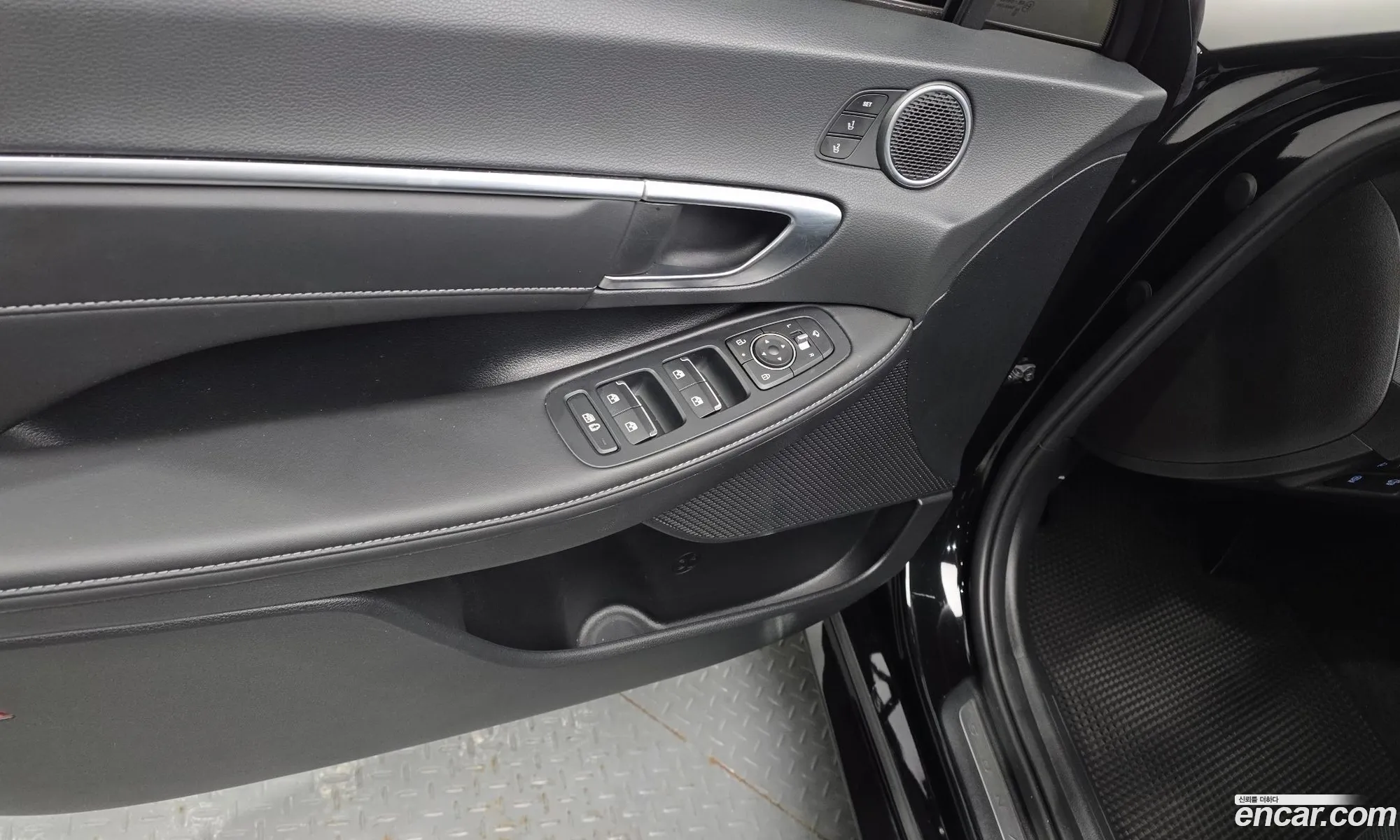 Hyundai Sonata the Edge 2023 — 13