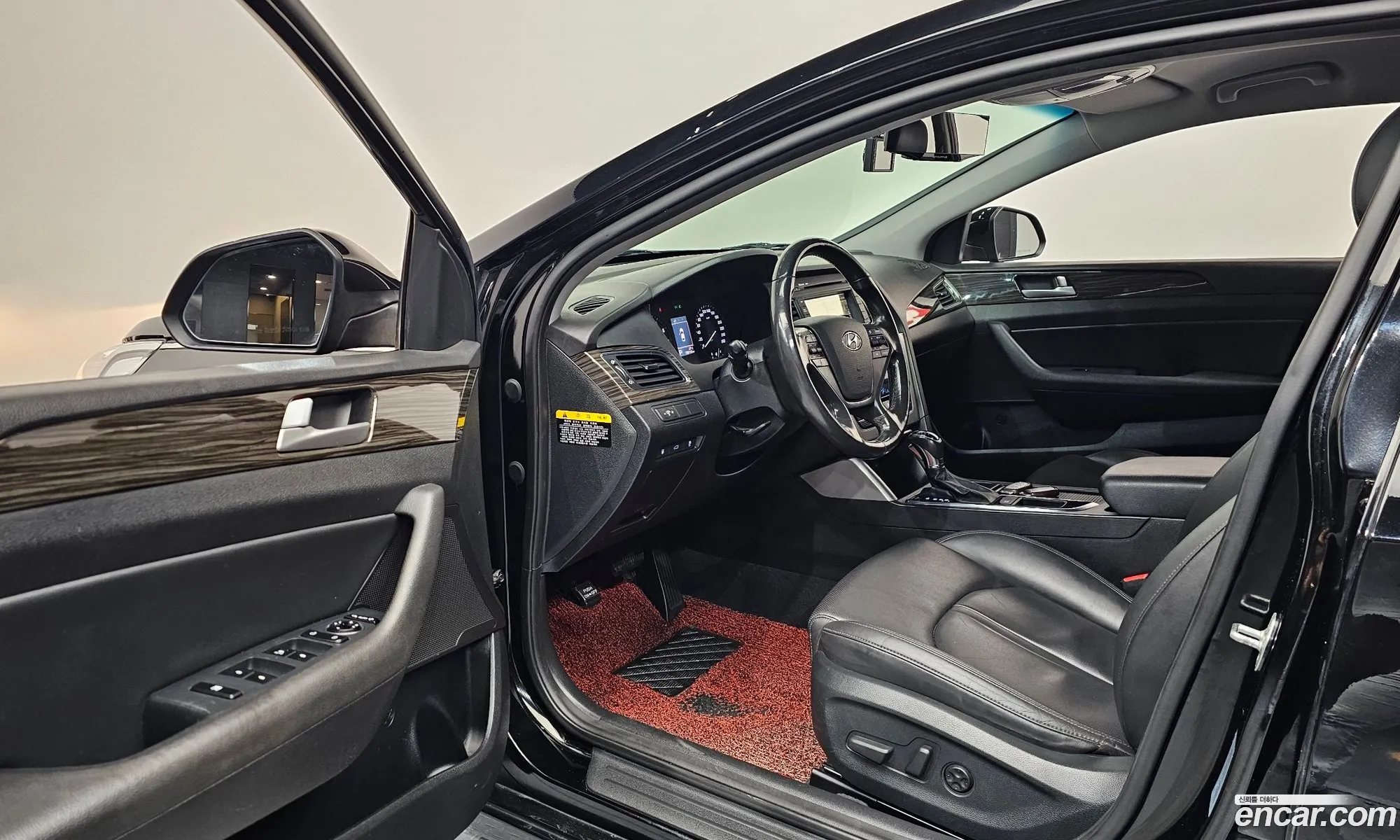 Hyundai LF Sonata 2015 — 3