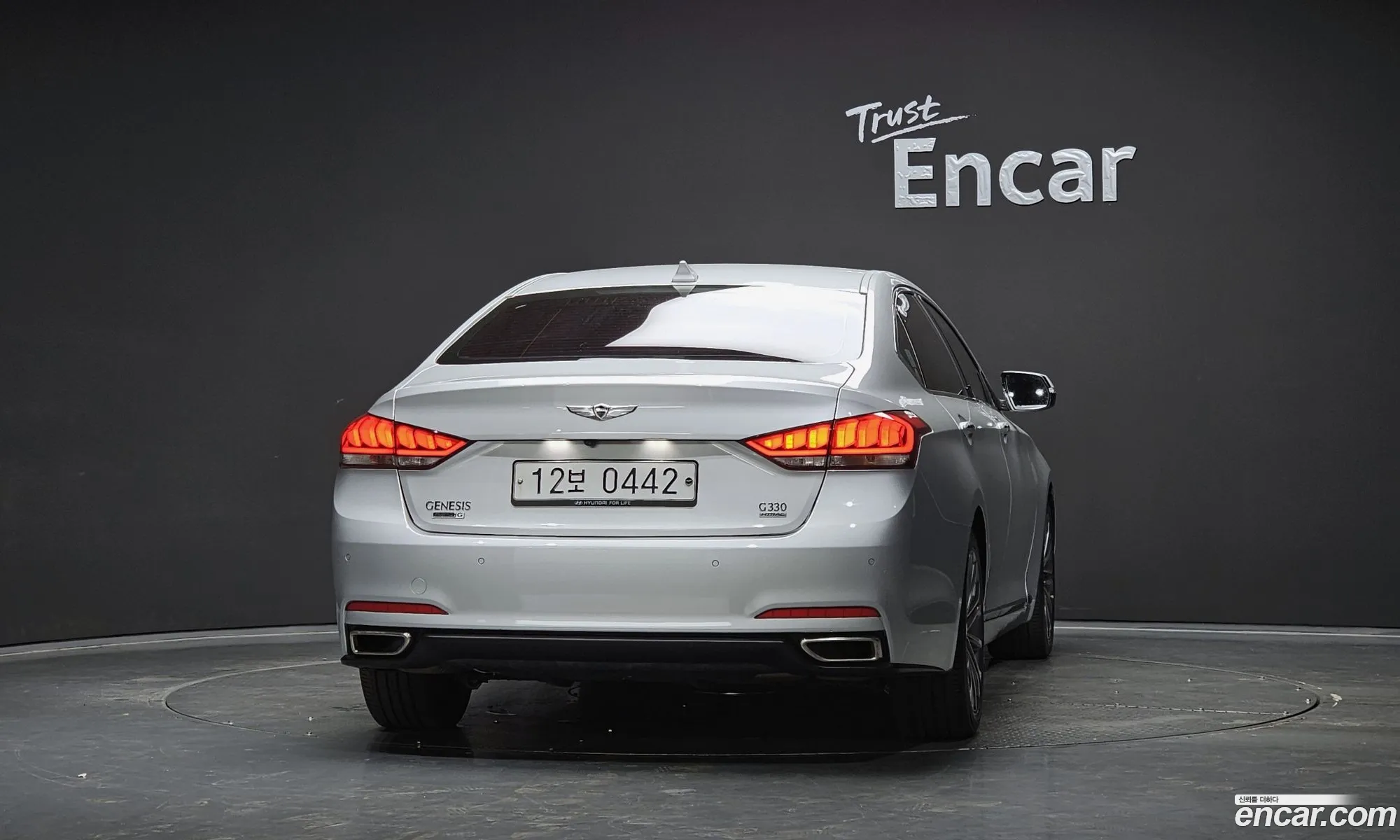 Hyundai Genesis DH 2014 — 18