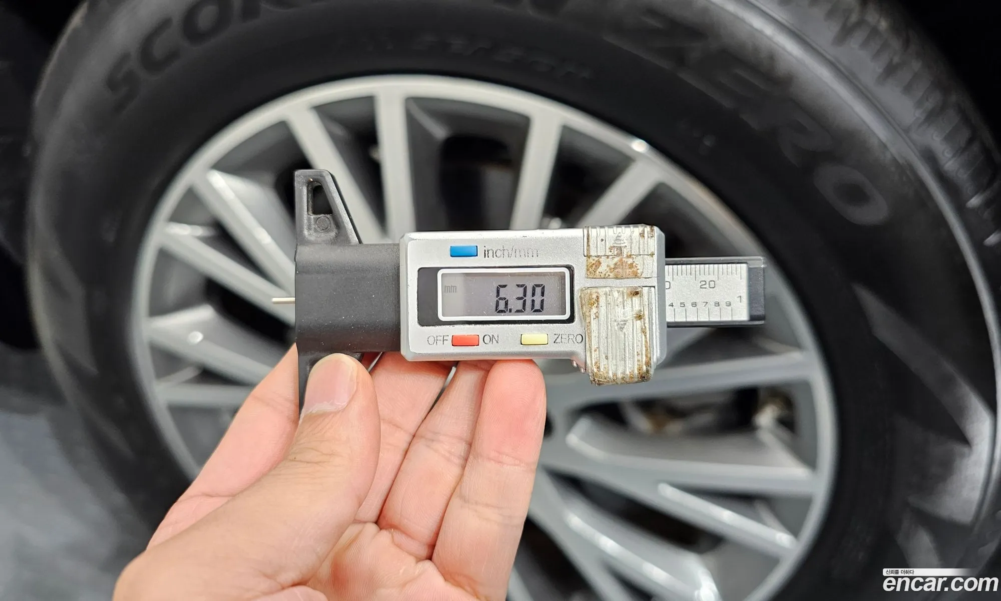Genesis GV80 2023 KMTHA81BDPU148672 — 5