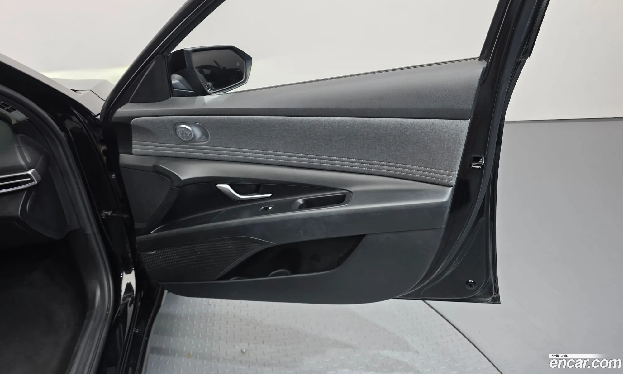 Hyundai Elantra 2020 — 20