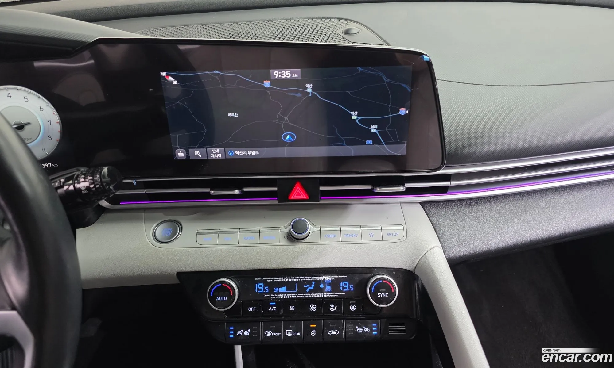Hyundai Elantra 2020 — 18