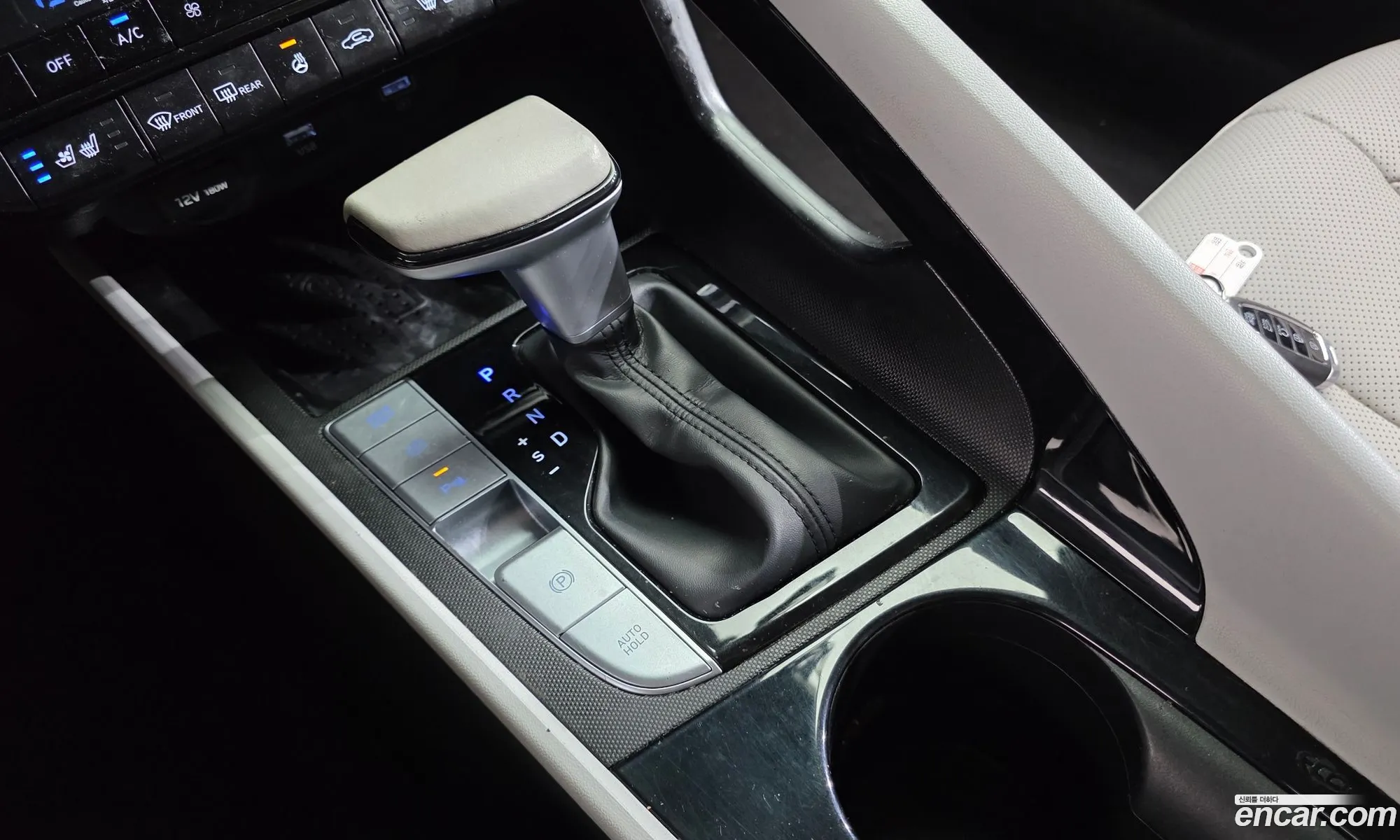 Hyundai Elantra 2020 — 23