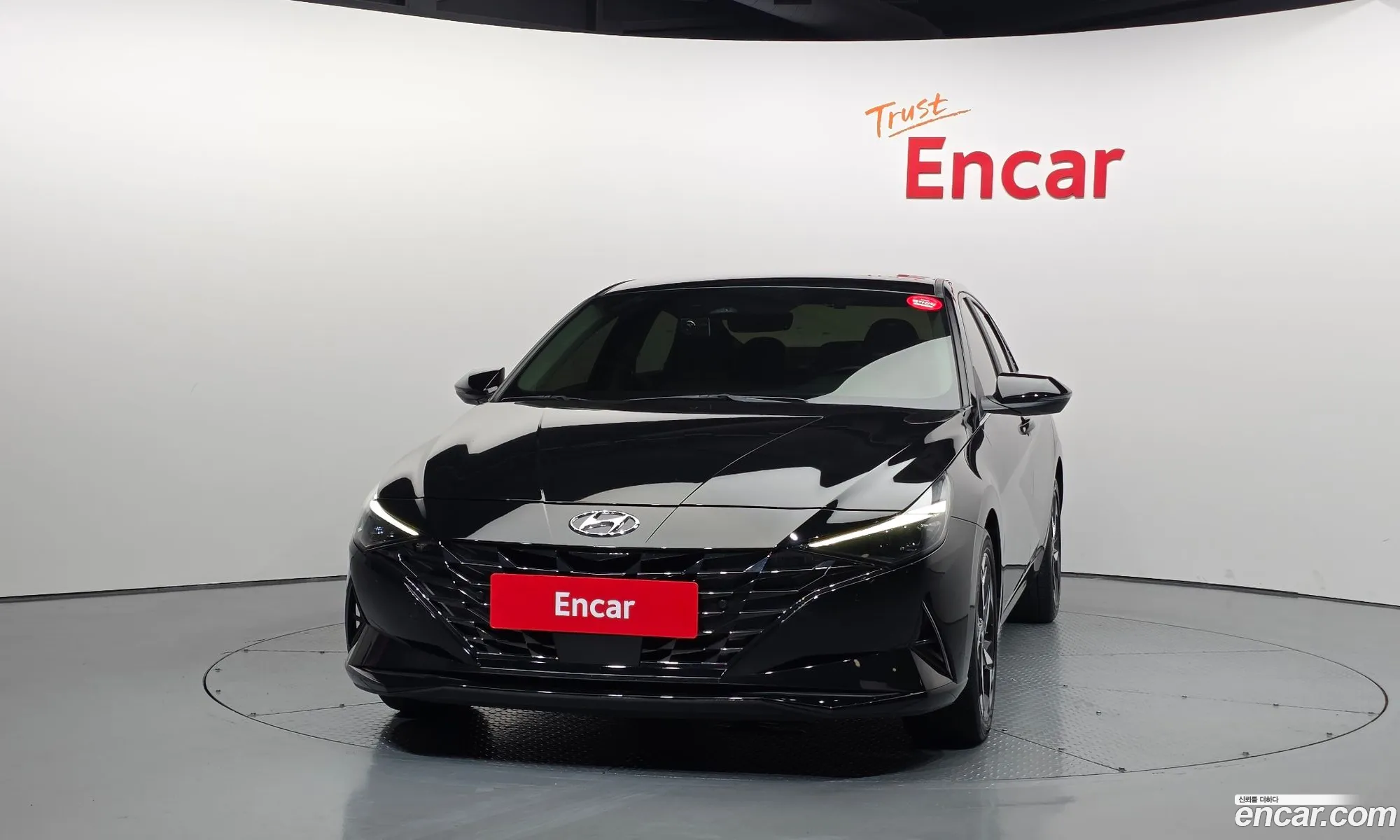 Hyundai Elantra 2020 — 28