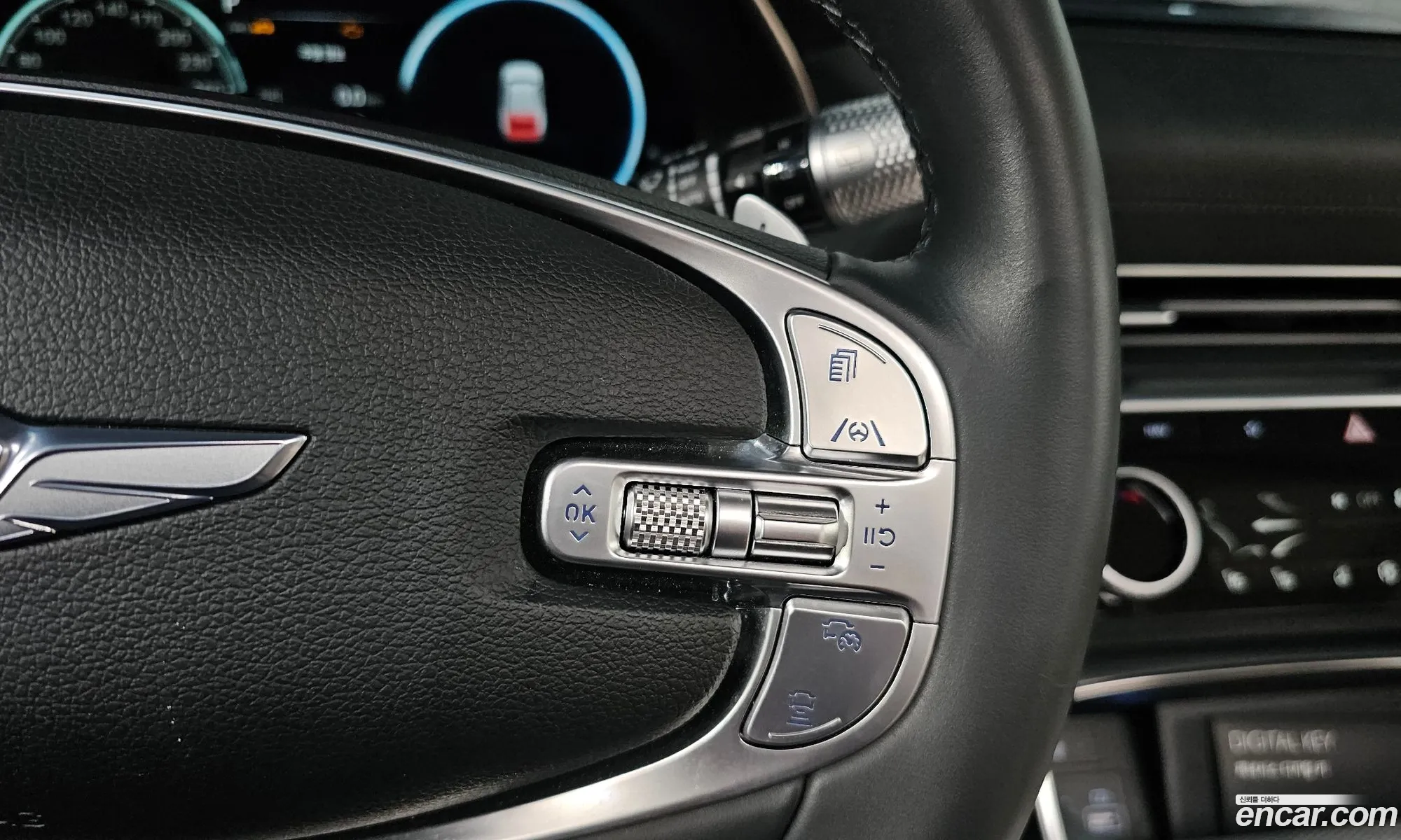 Genesis GV80 2023 KMTHA81BDPU165062 — 4