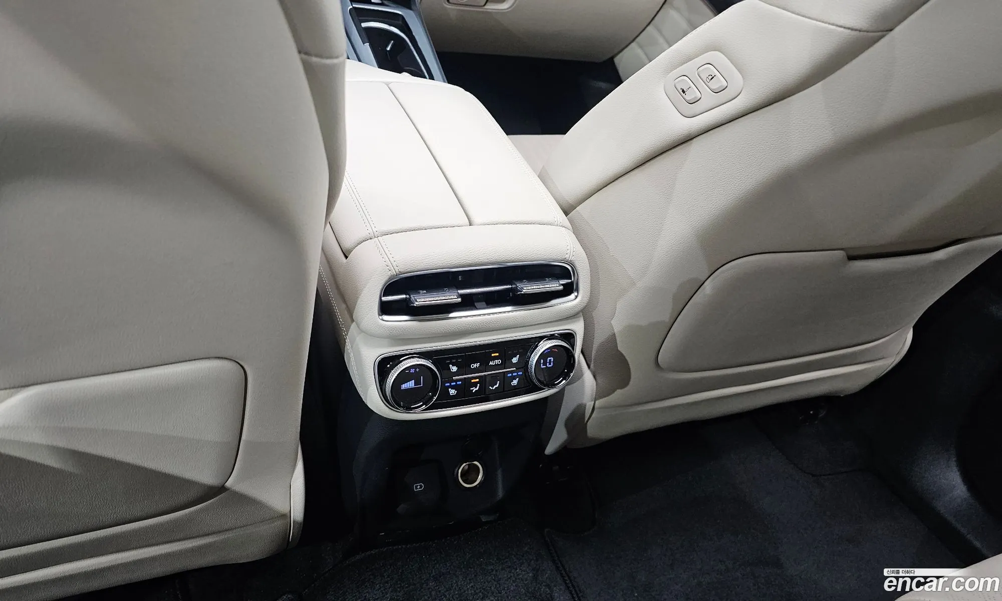 Genesis GV80 2023 KMTHA81BDPU165062 — 27