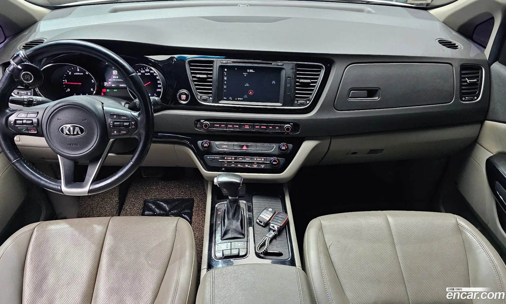 Kia Carnival 2017 KNAME81ABJS402036 — 14