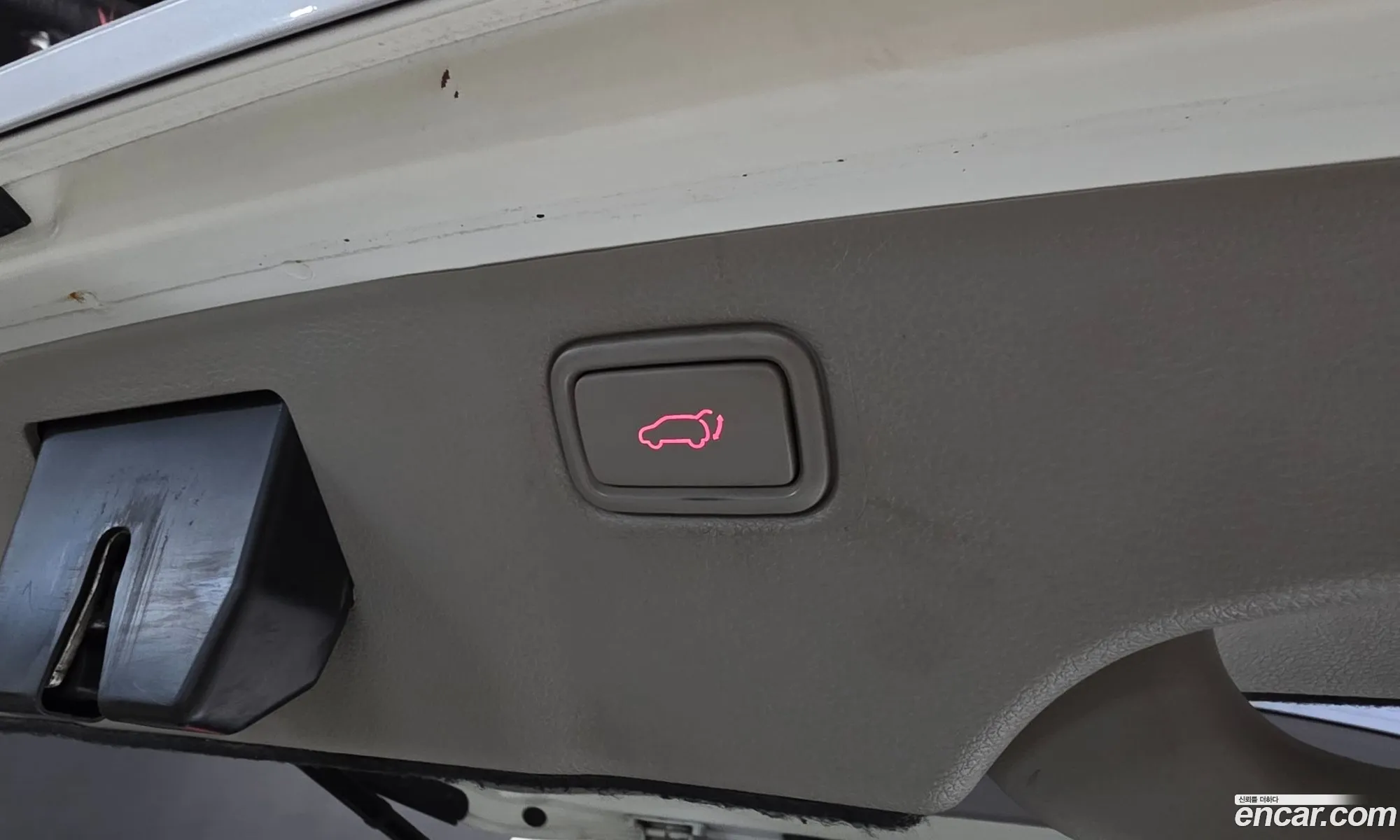 Kia Carnival 2017 KNAME81ABJS402036 — 25