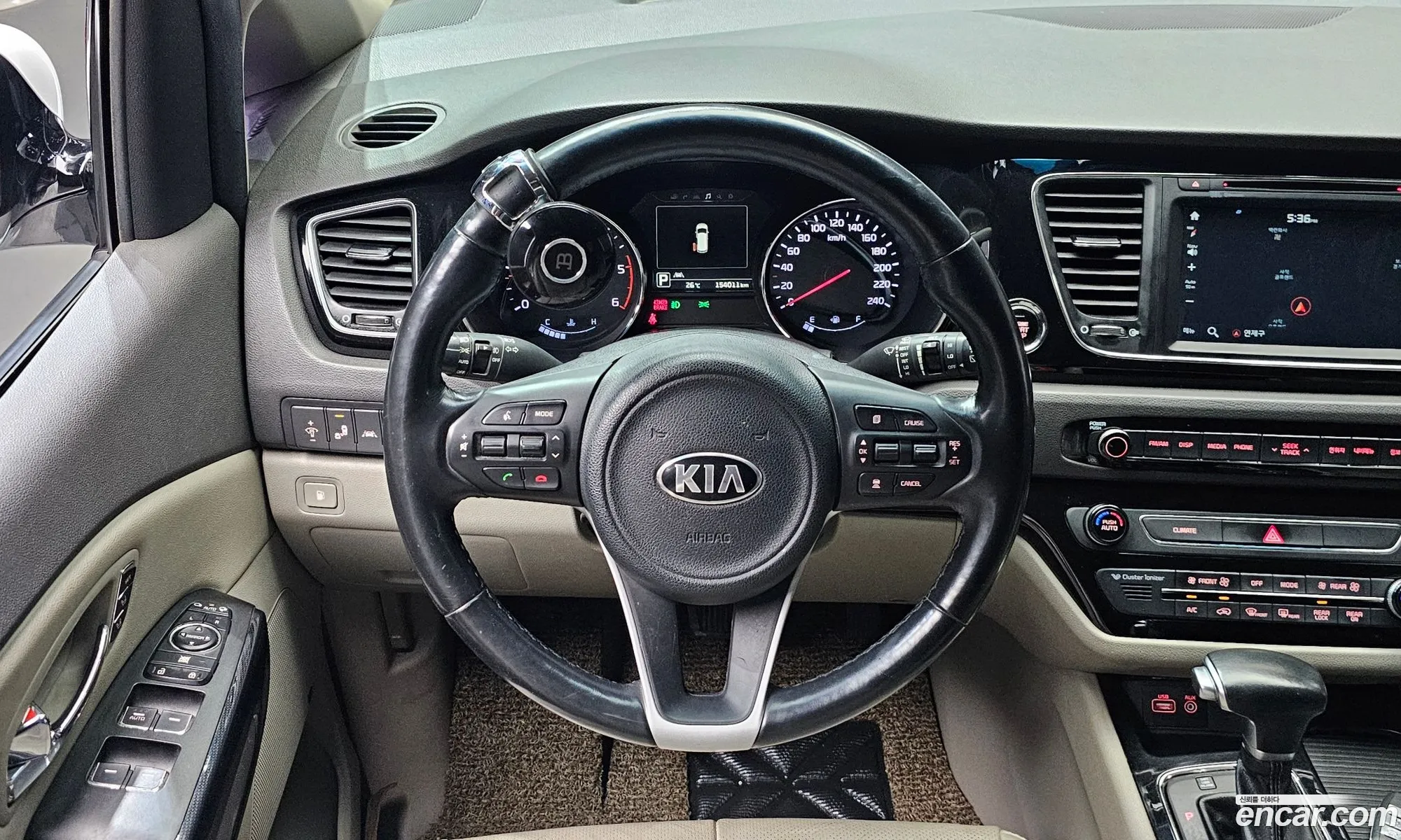 Kia Carnival 2017 KNAME81ABJS402036 — 18