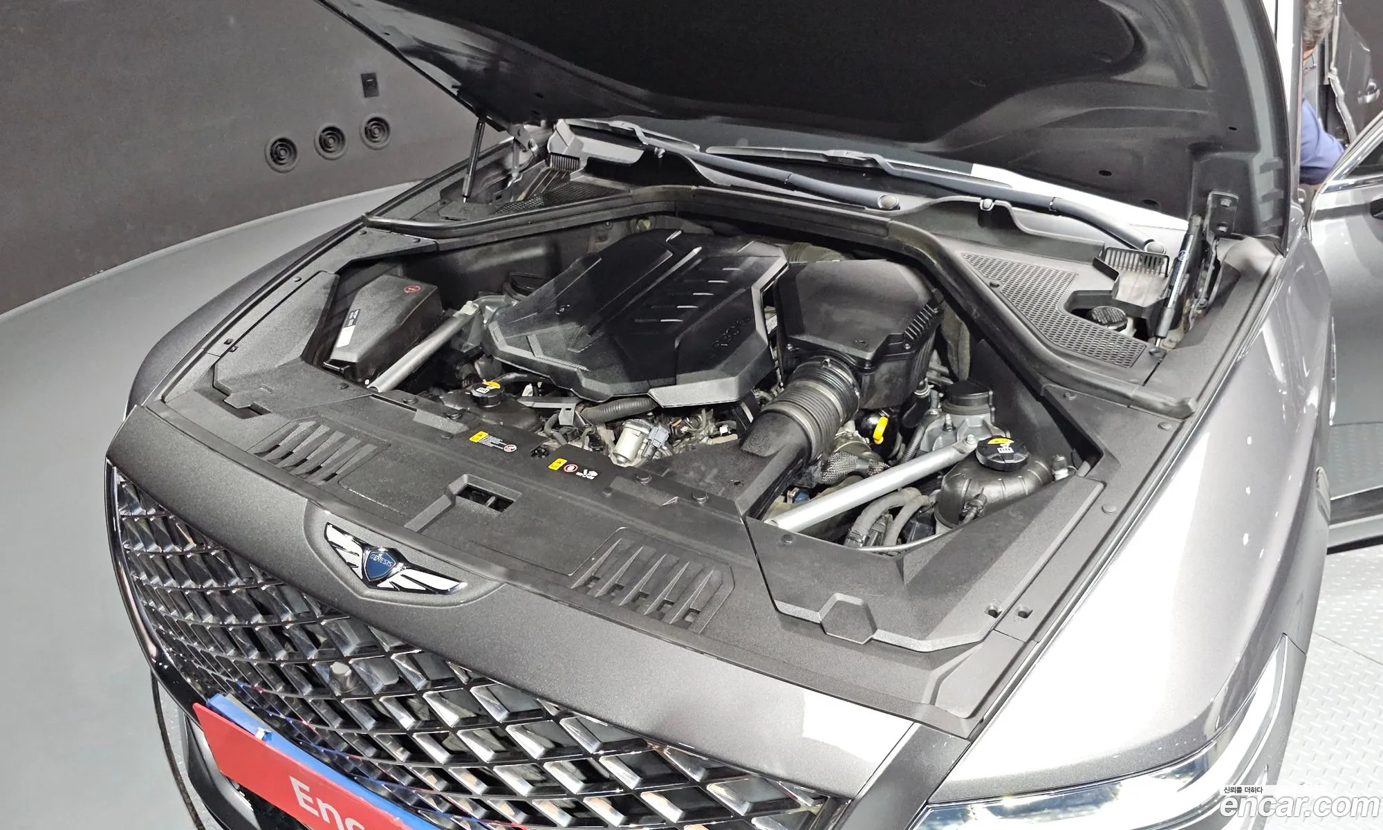 Genesis GV80 2020 KMTHB81DDLU000978 — 16