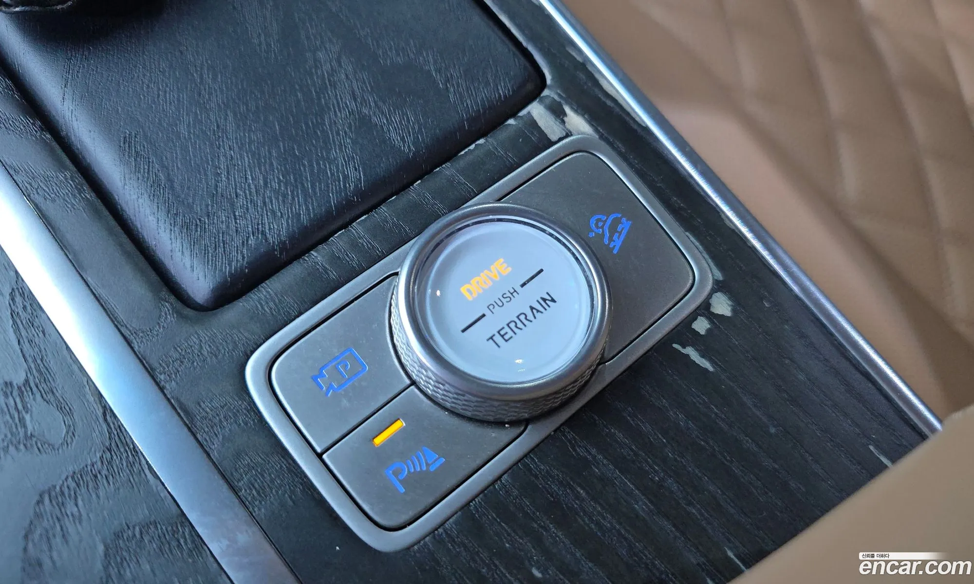 Genesis GV80 2020 KMTHB81DDLU000978 — 5