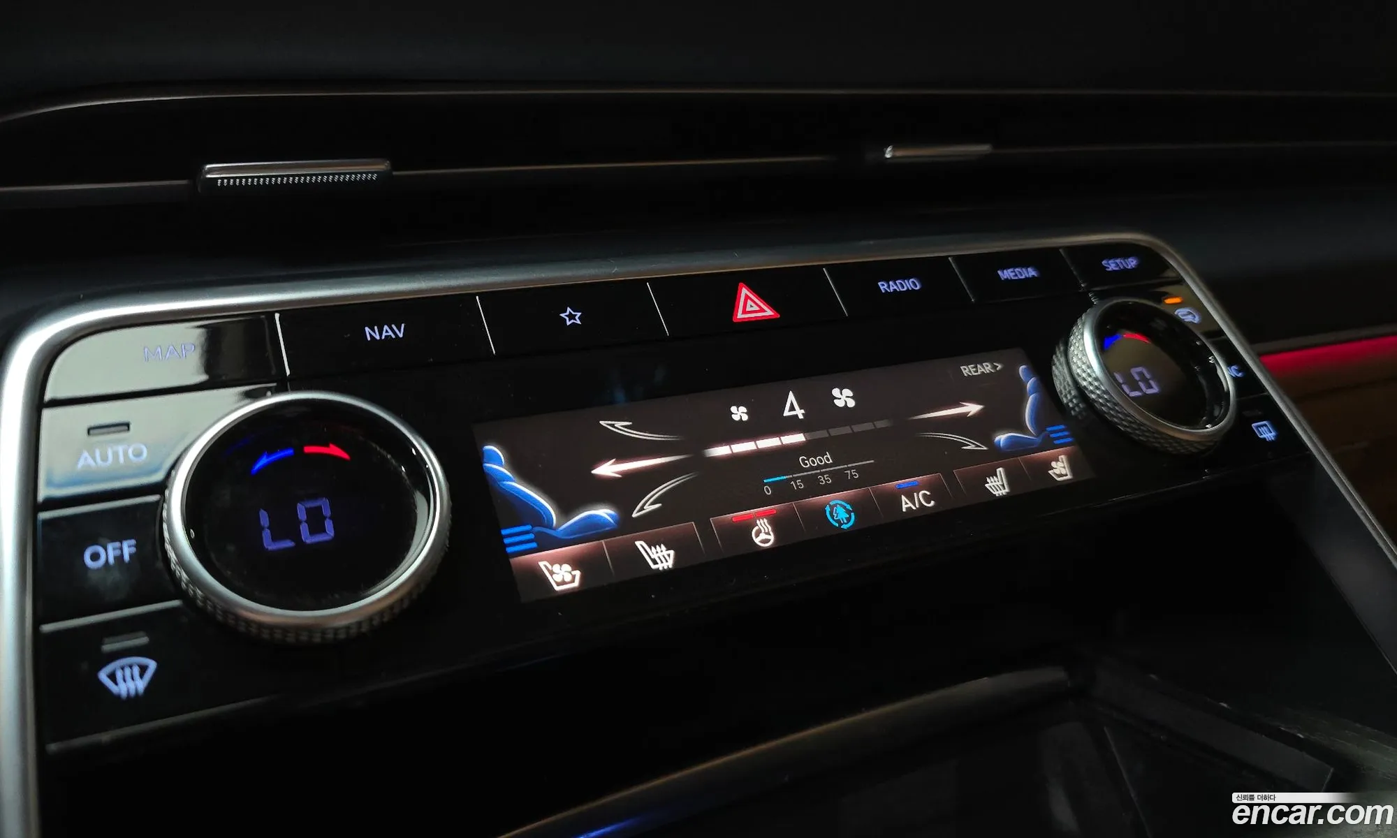 Genesis GV80 2020 KMTHB81DDLU000978 — 2