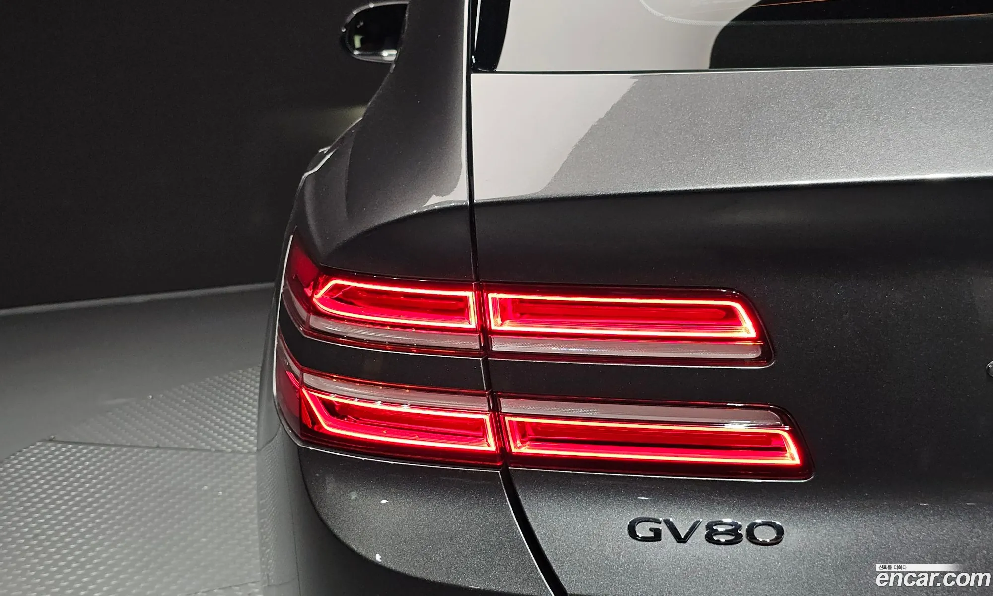 Genesis GV80 2020 KMTHB81DDLU000978 — 32