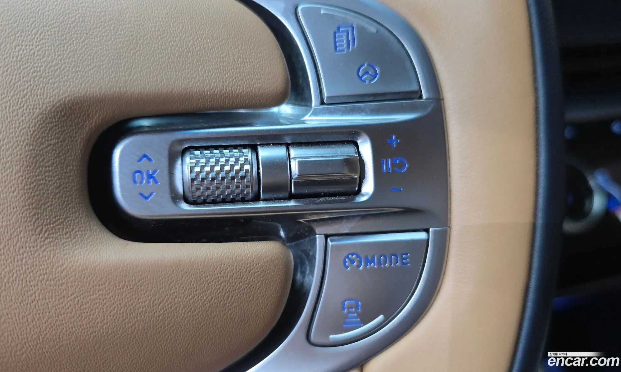 Genesis GV80 2020 KMTHB81DDLU000978 — 25