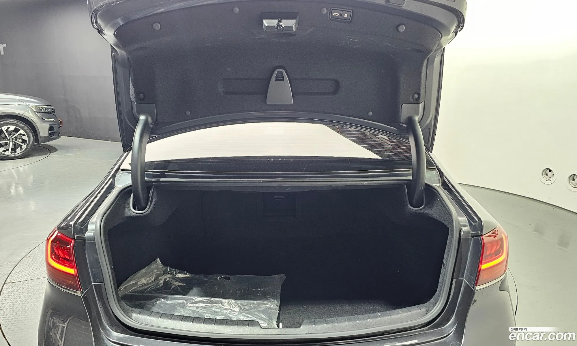 Kia K7 Premier 2020 KNALC41BBLA214418 — 2