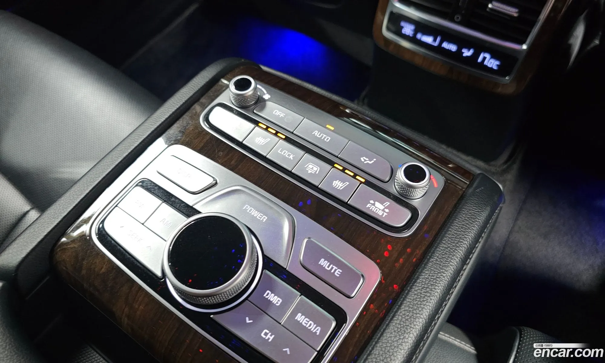 Kia The K9 2020 KNAS2418DMS032017 — 8