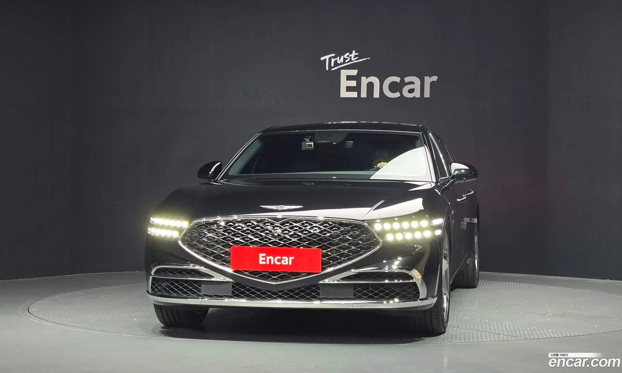 Genesis G90 2024 KMTFE11DDRU040352 — 18