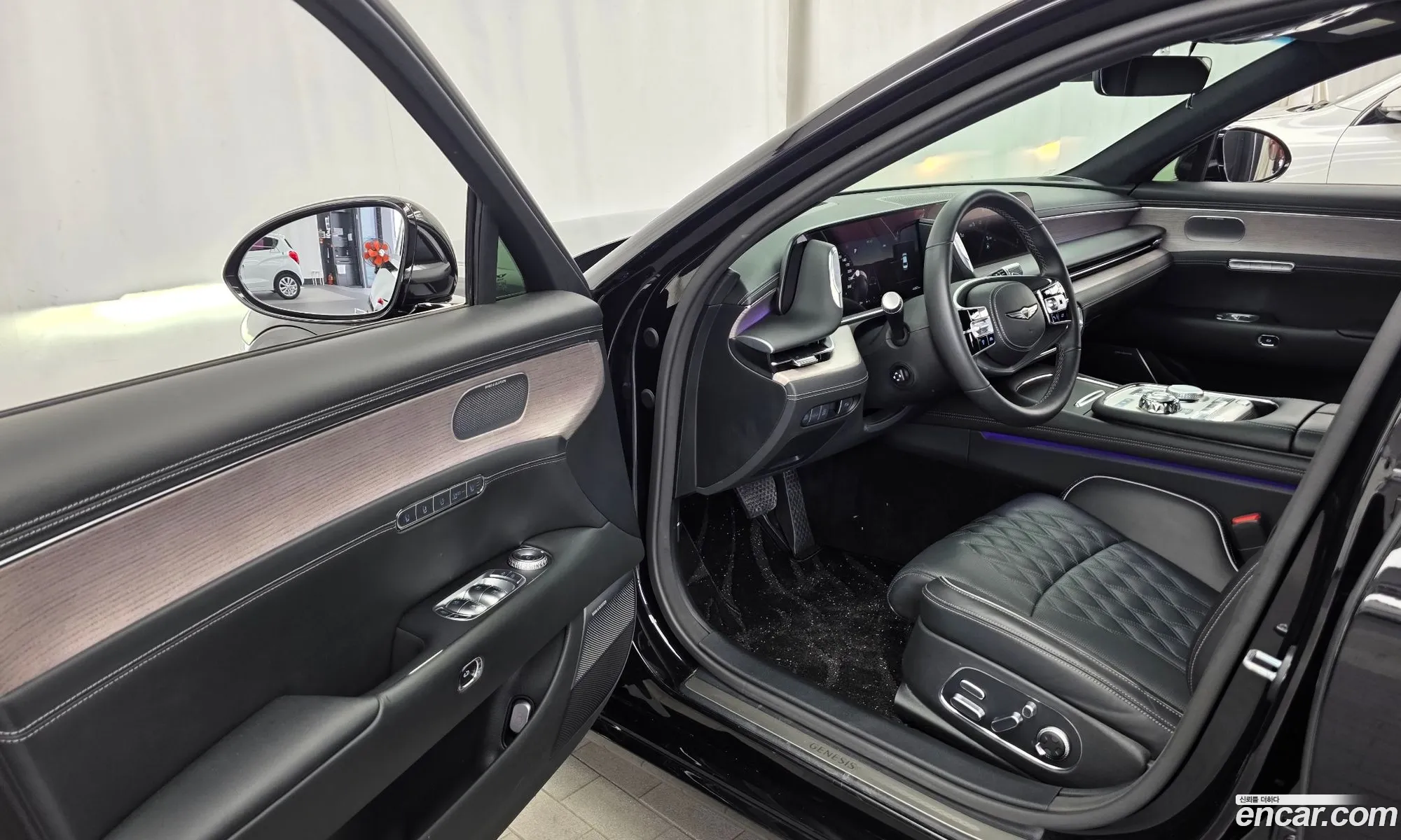 Genesis G90 2024 KMTFE11DDRU040352 — 19