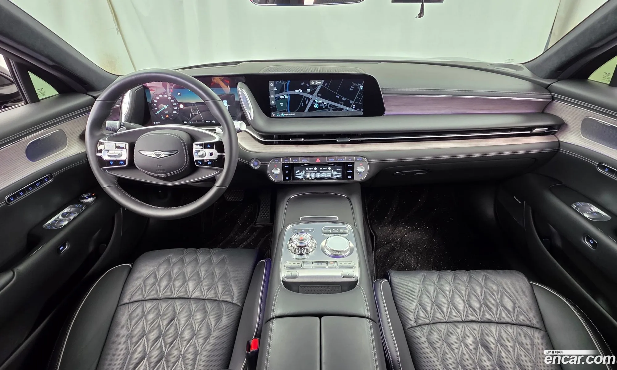 Genesis G90 2024 KMTFE11DDRU040352 — 5