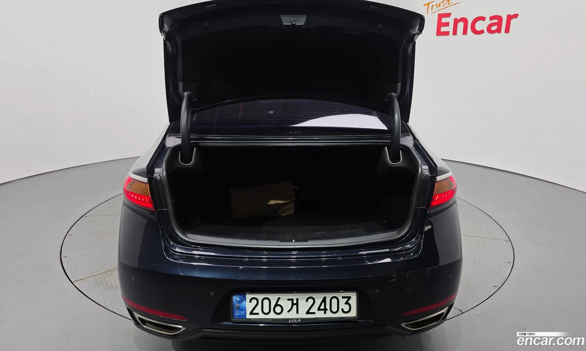 Kia K7 2016 KNALB41ABGA021098 — 12