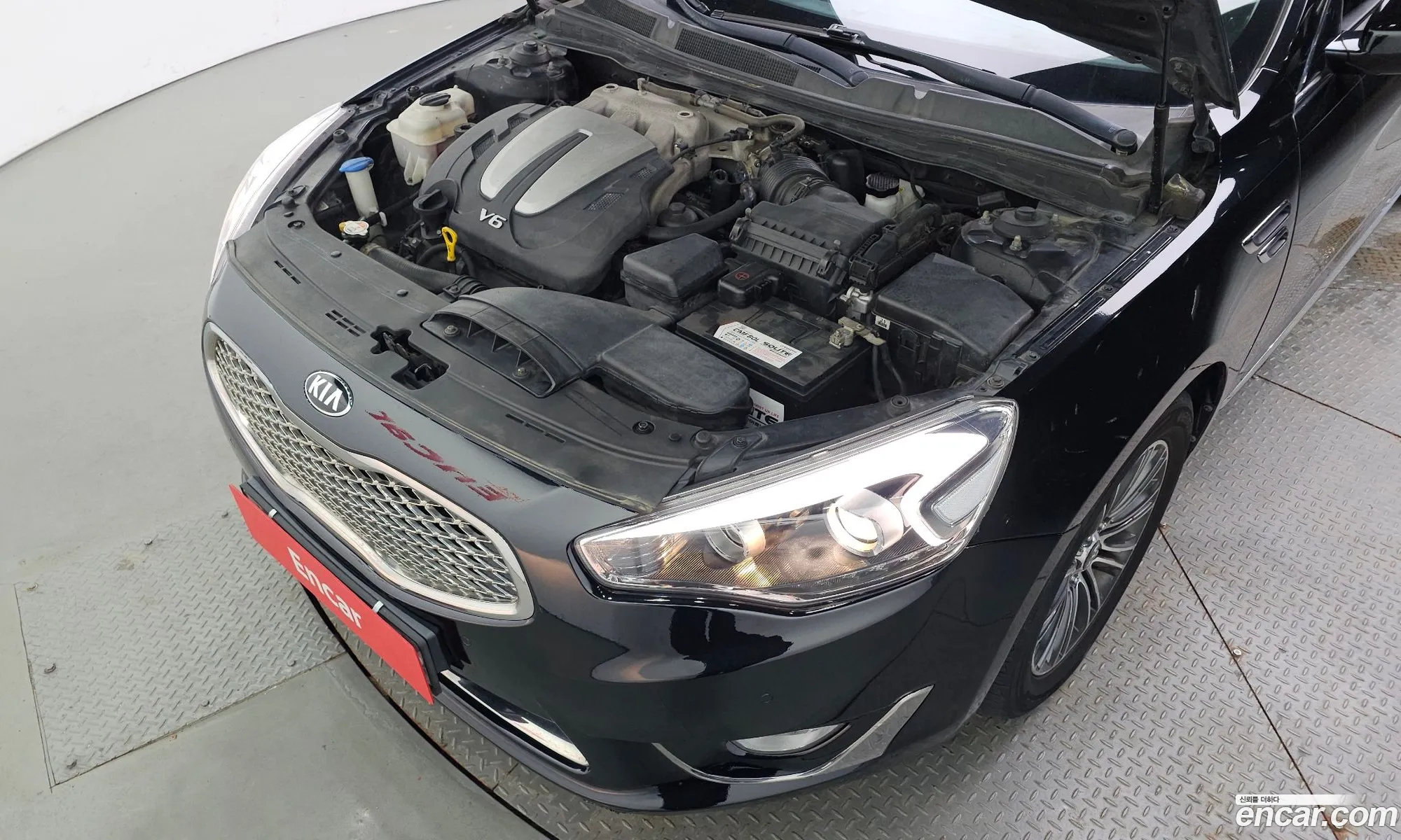 Kia K7 2014 KNALL418BFA181841 — 3