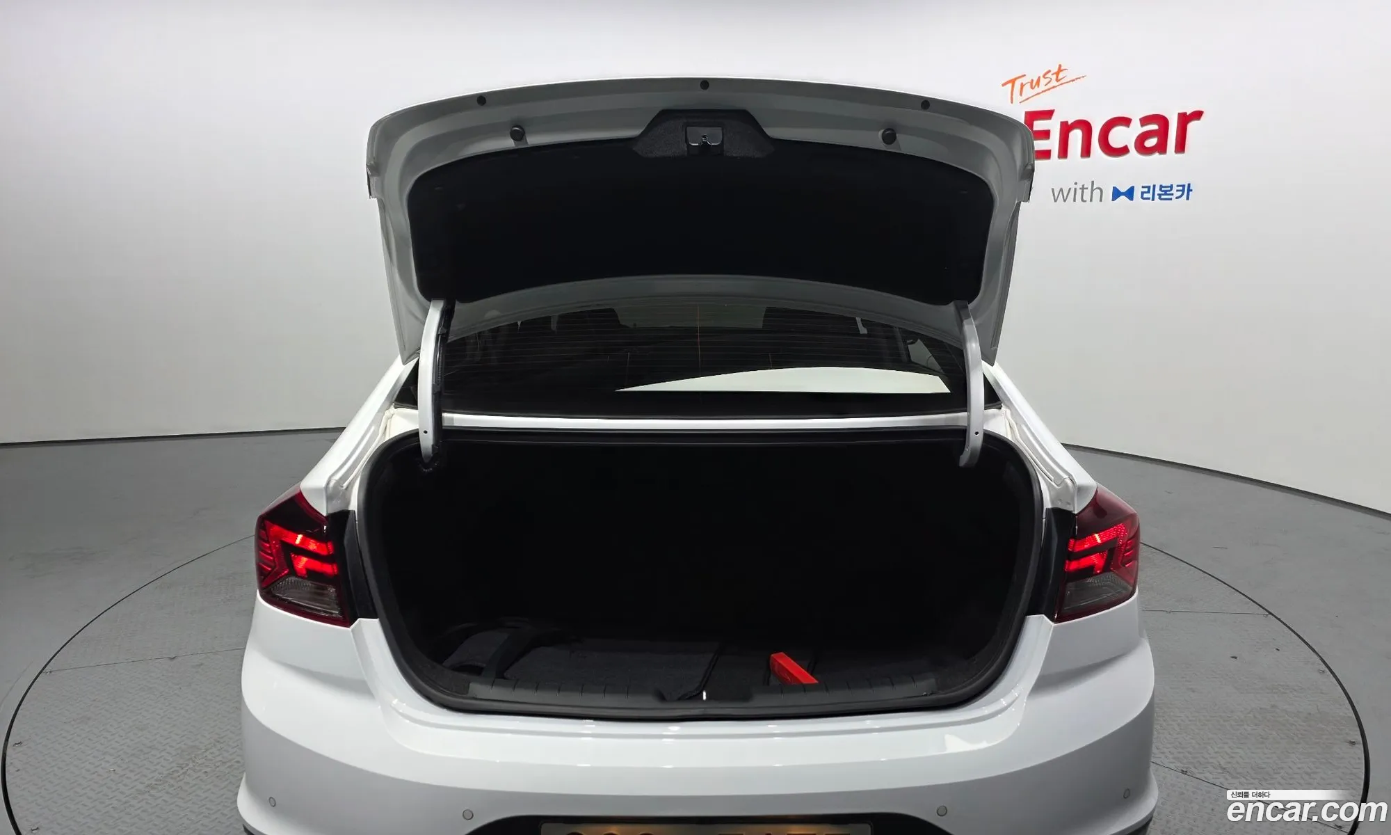 Hyundai Elantra AD 2019 KMHD641EELU028201 — 5