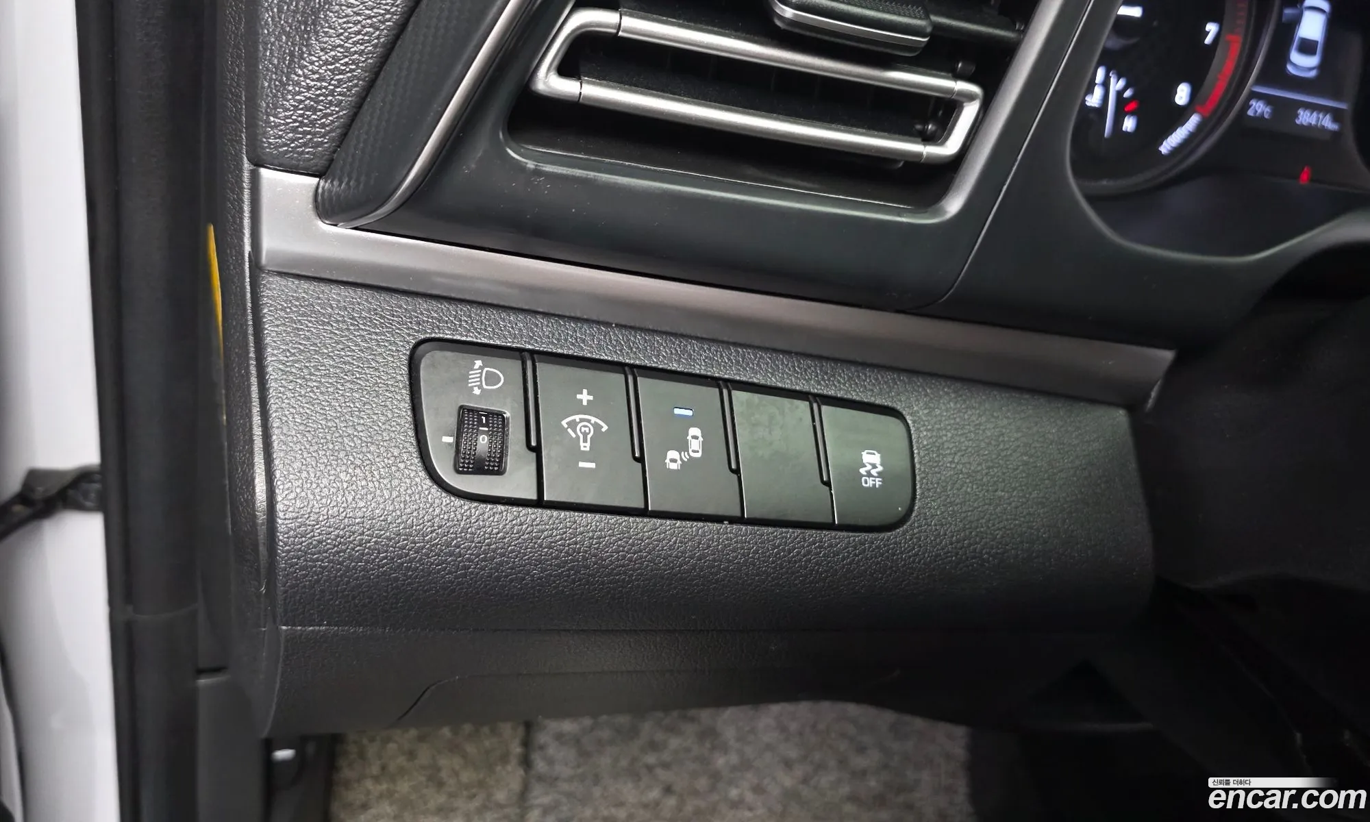 Hyundai Elantra AD 2019 KMHD641EELU028201 — 30