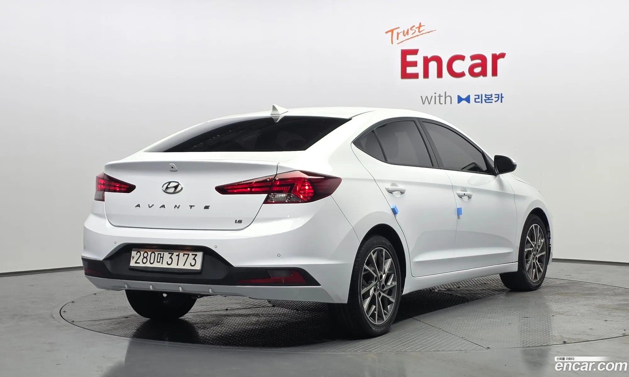 Hyundai Elantra AD 2019 KMHD641EELU028201 — 17