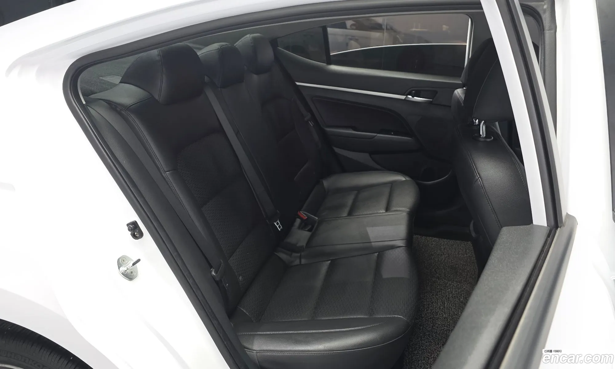 Hyundai Elantra AD 2019 KMHD641EELU028201 — 25
