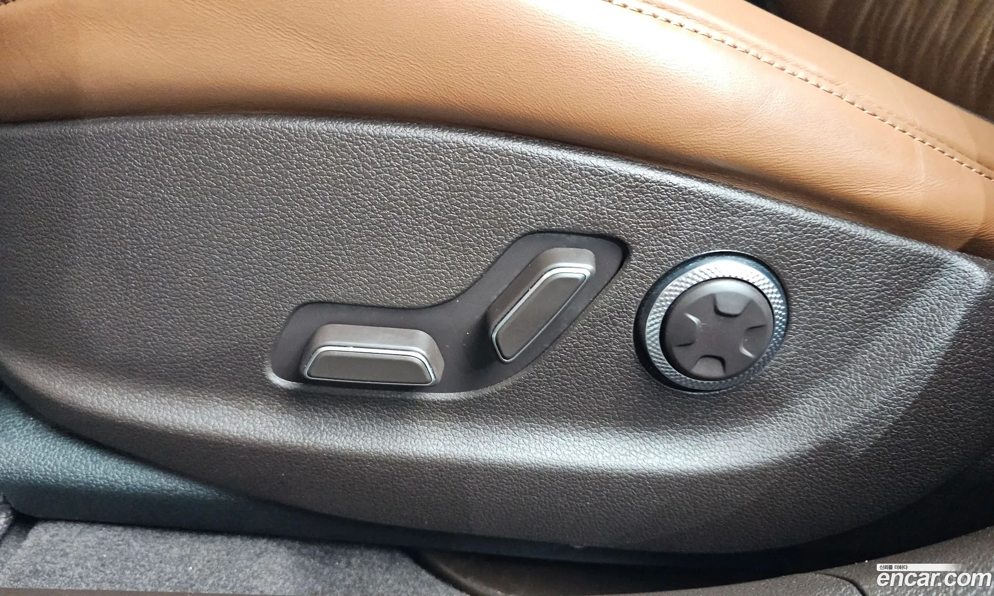 Genesis G80 2023 KMTGB41CDRU203724 — 15